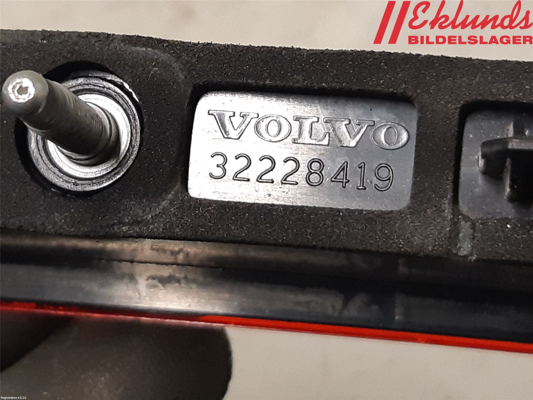 Volvo V90 CROSS COUNTRY 17->> Bromsljus Bakruta