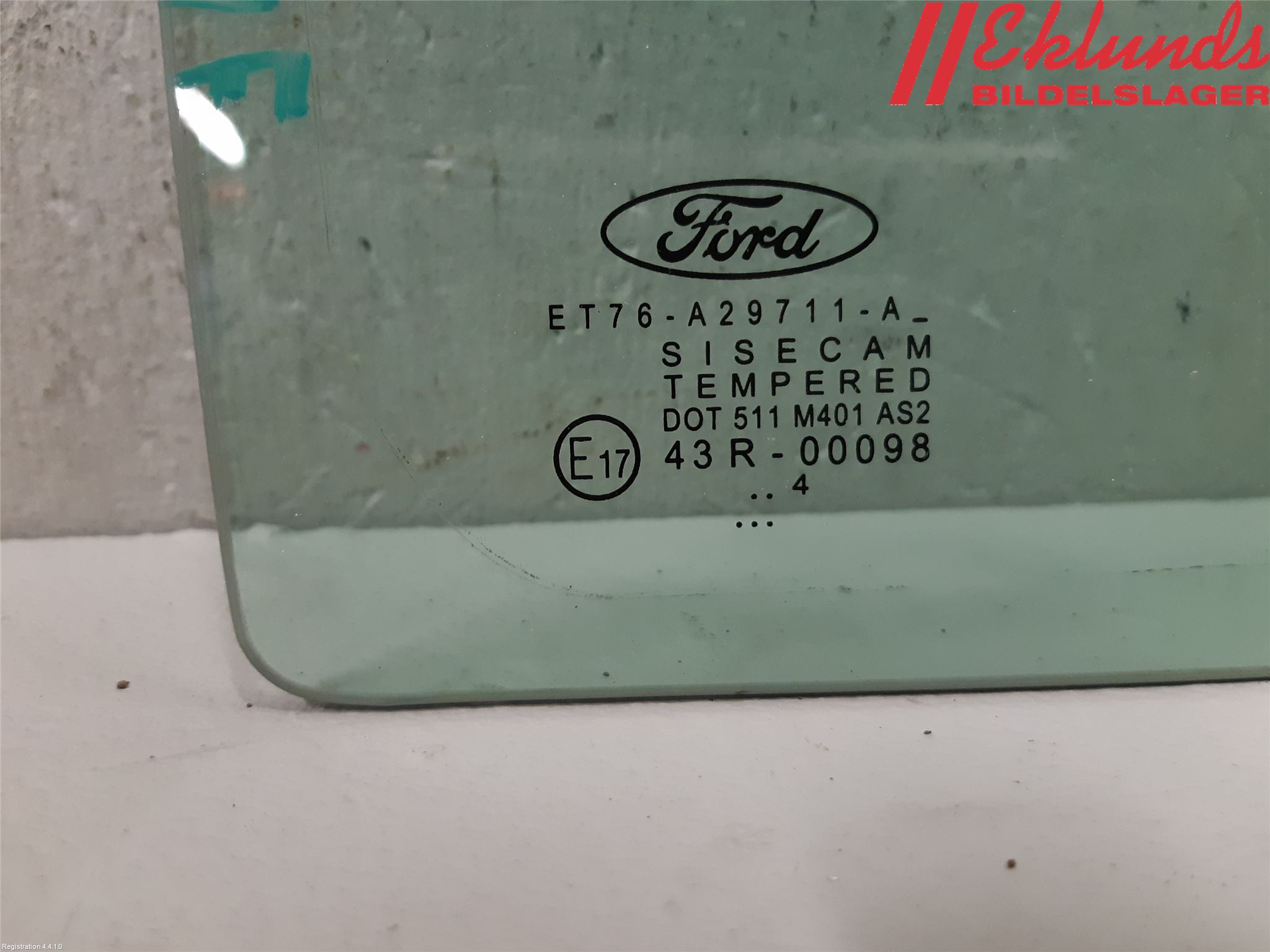 Ford TRANSIT/TOURNEO COURIER 13-23 Dörruta Fram Lilla Vä