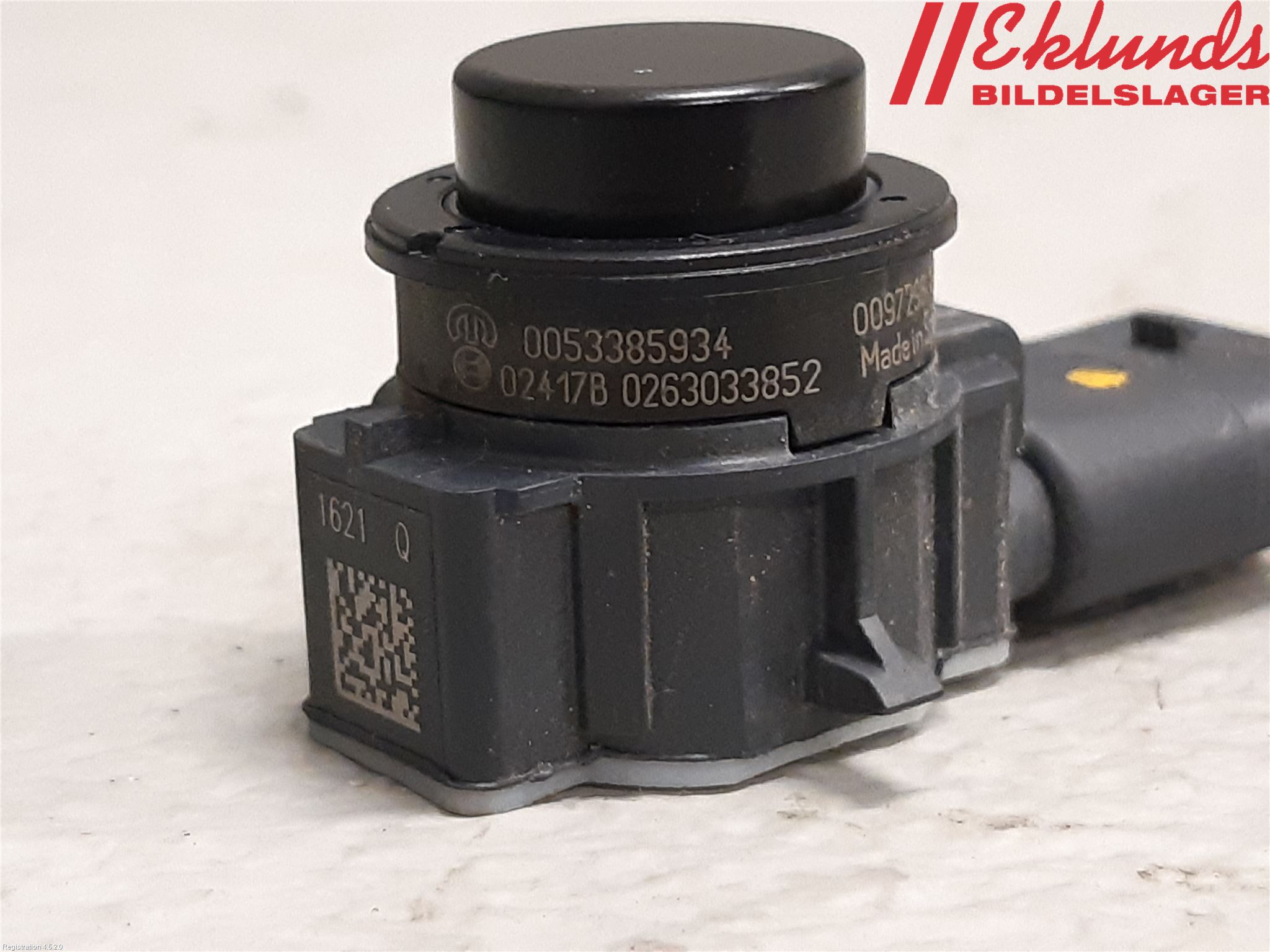 Fiat 500X 15- Parkeringshjälp Frontsensor