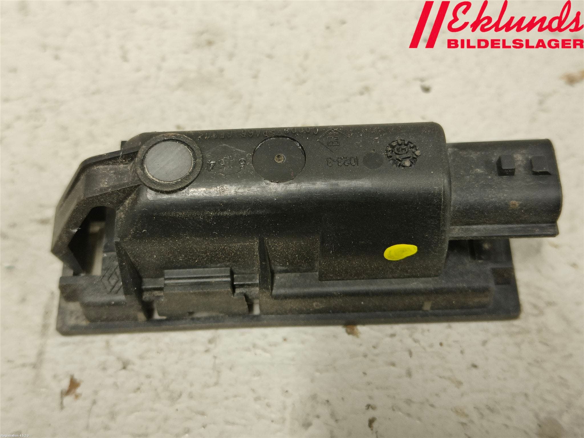 Renault MASTER III 15-20 Skylt Belysning