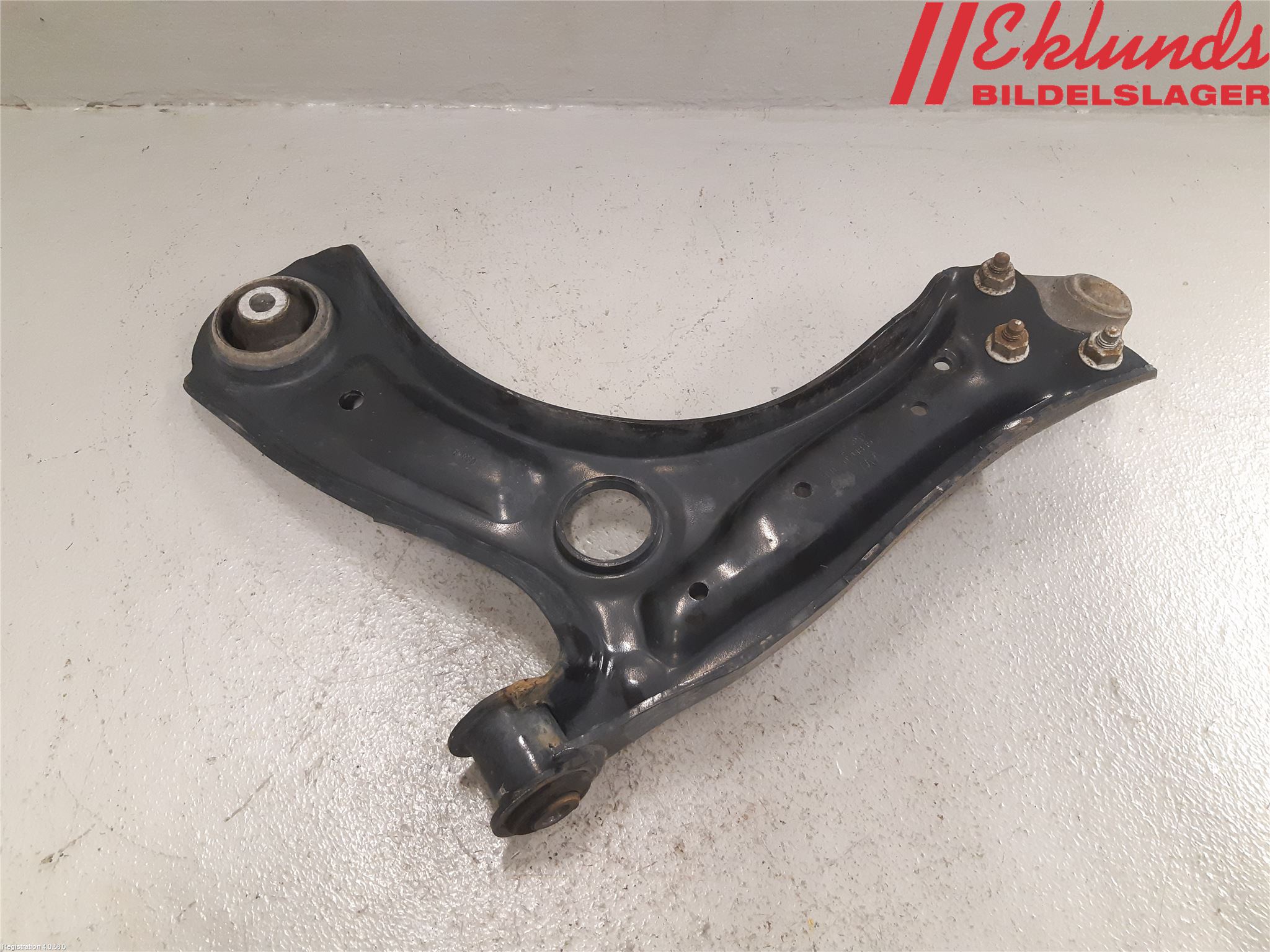 Skoda FABIA 15-21 Bärarm Fram Undre Hö
