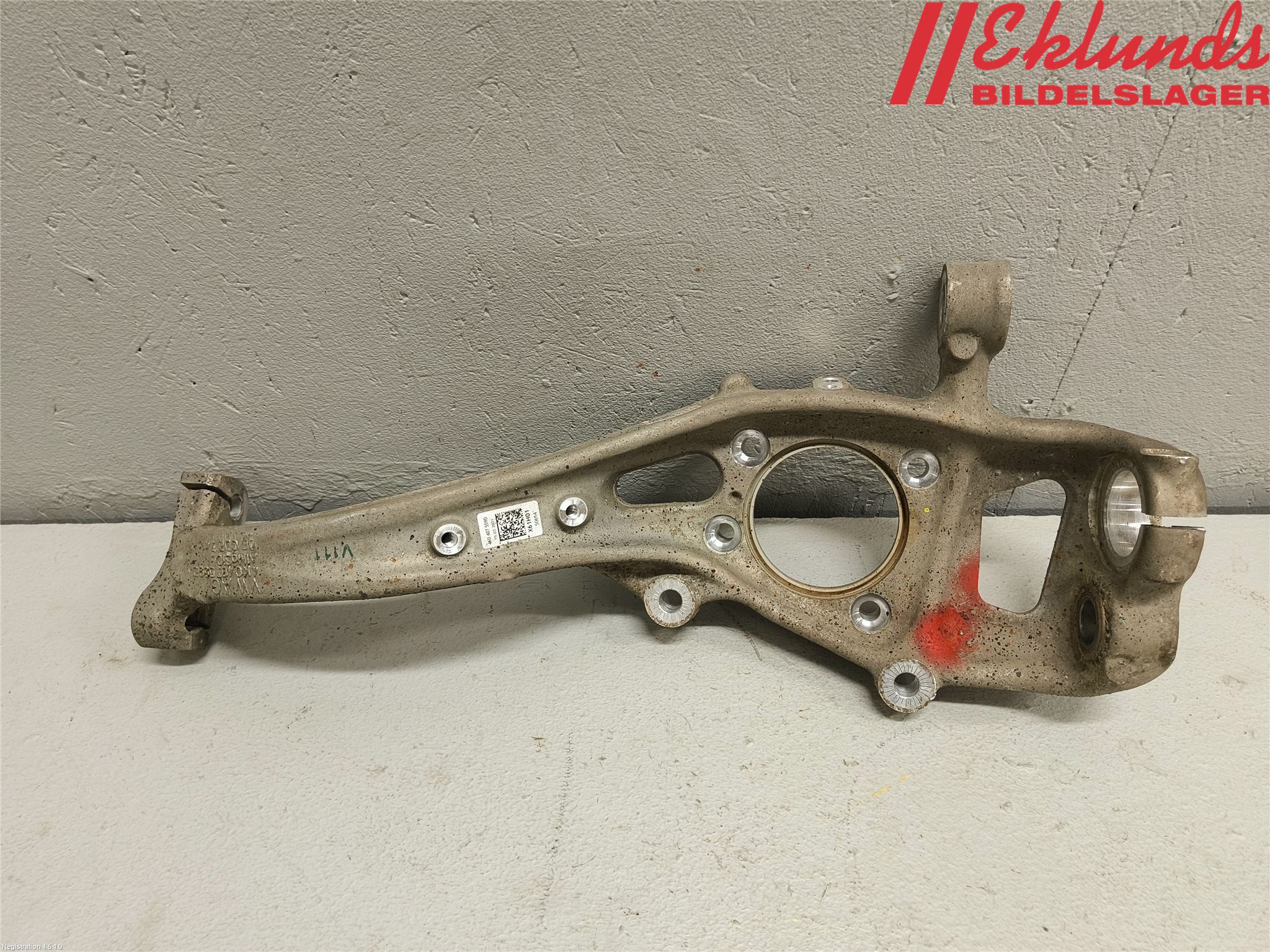 Audi A6 F2/C8 19- Styrspindel Lagerhus Vä