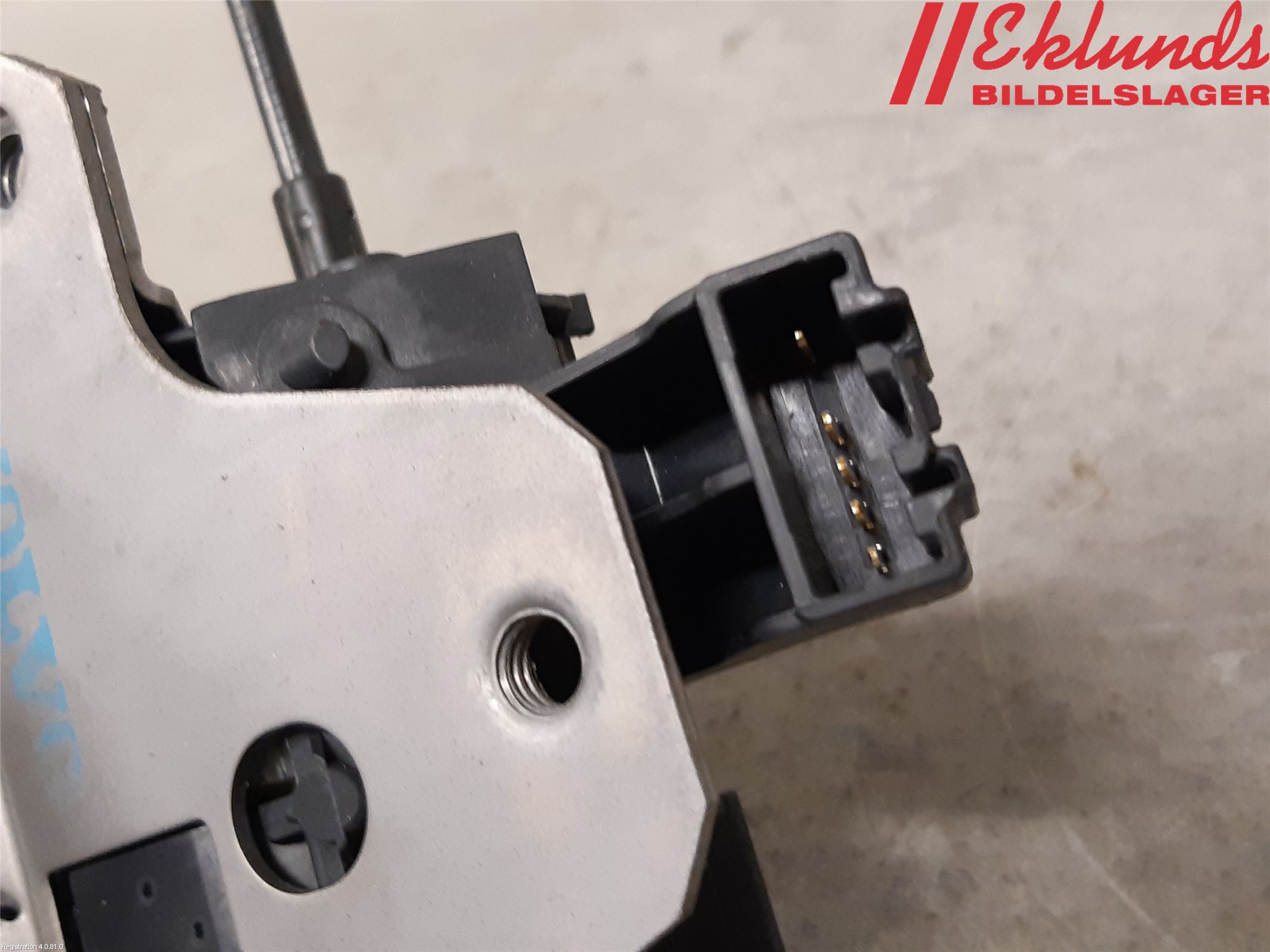 Volvo XC60 09-13 Låskista Baklucka