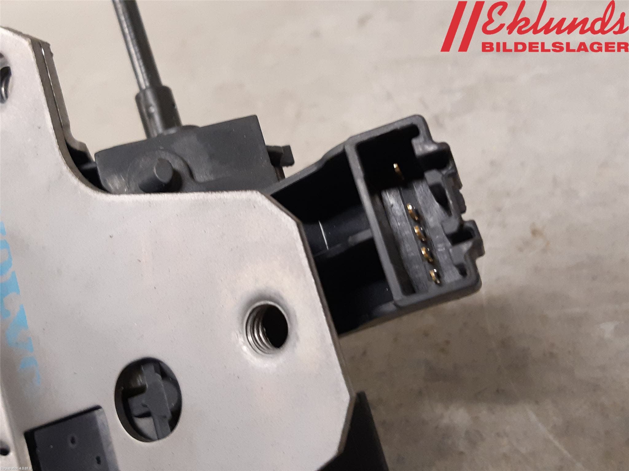 Volvo XC60 09-13 Låskista Baklucka