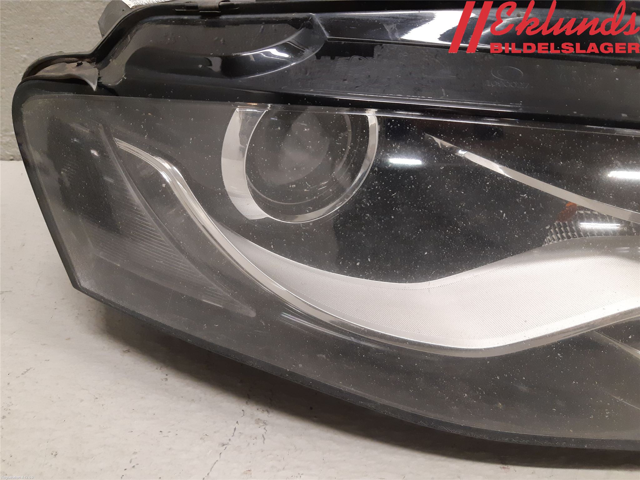 Audi A4 ALLROAD 09-16 Strålkastare Höger