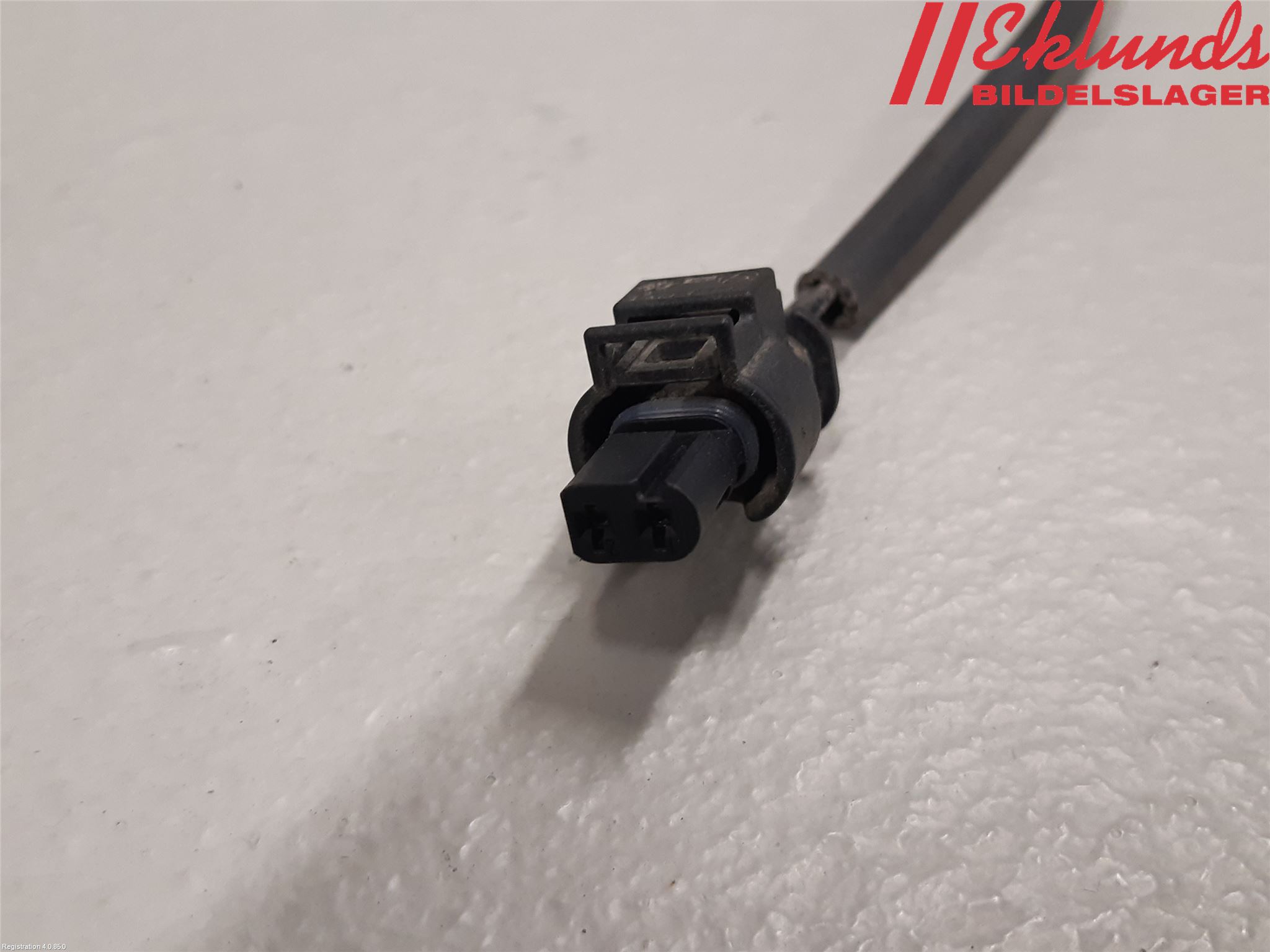 BMW 5 G30/G31/F90 17-23 Sensor Avgas