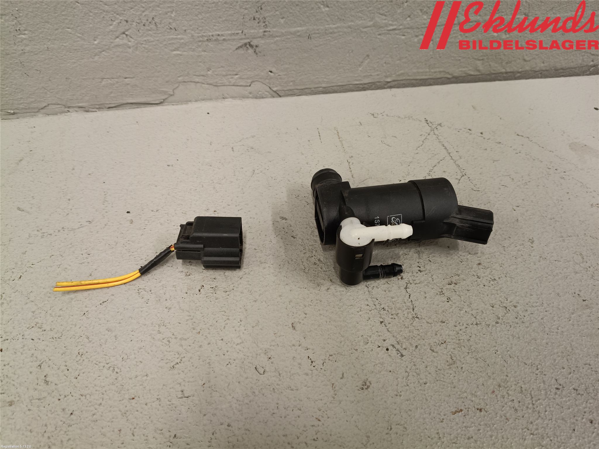 Volvo V70 05-08 Spolarpump Vindruta