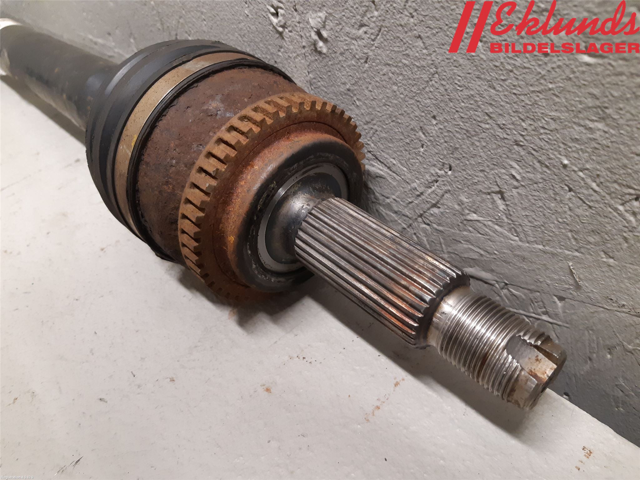 Kia CEED 12-18 Drivaxel Fram Höger