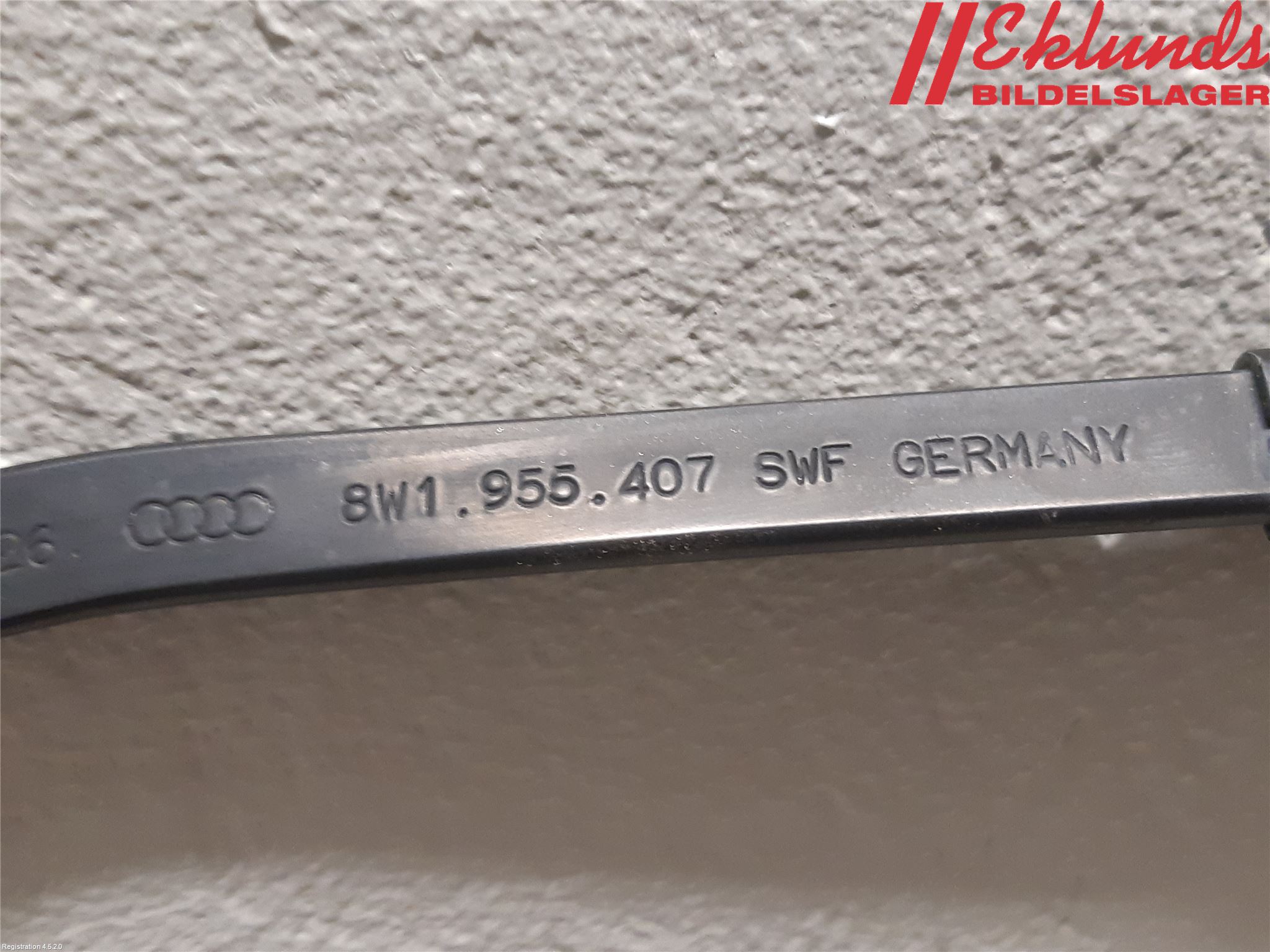 Audi A4/S4 B9 16-19 Torkararm Armar Vindruta