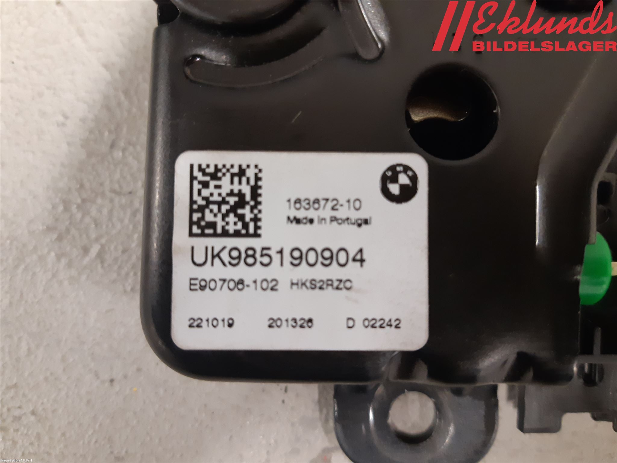 BMW iX I20 22- Låskista Baklucka