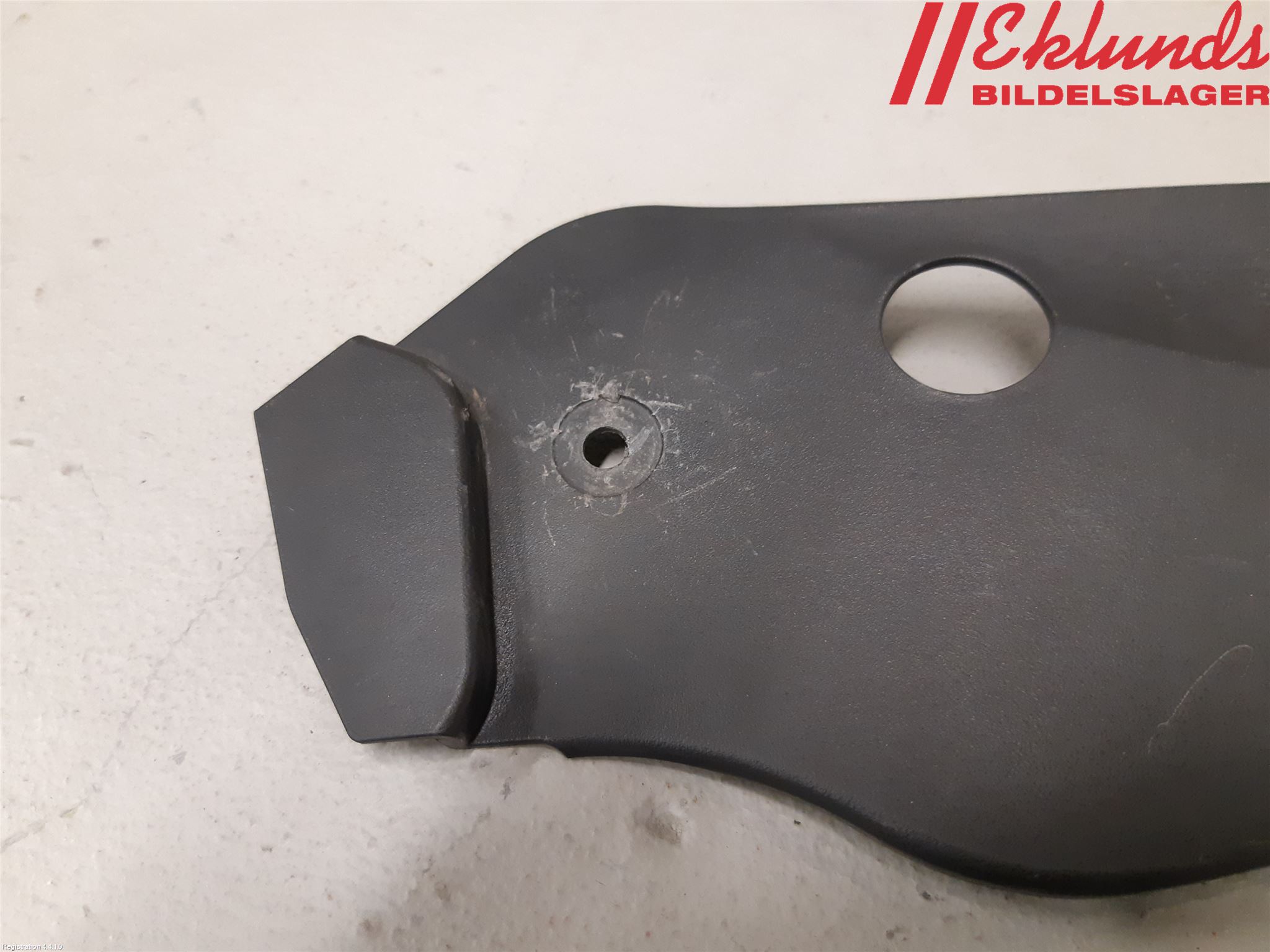 Mercedes-Benz MB C-KLASS (W204) 07-15 Täckplast Front