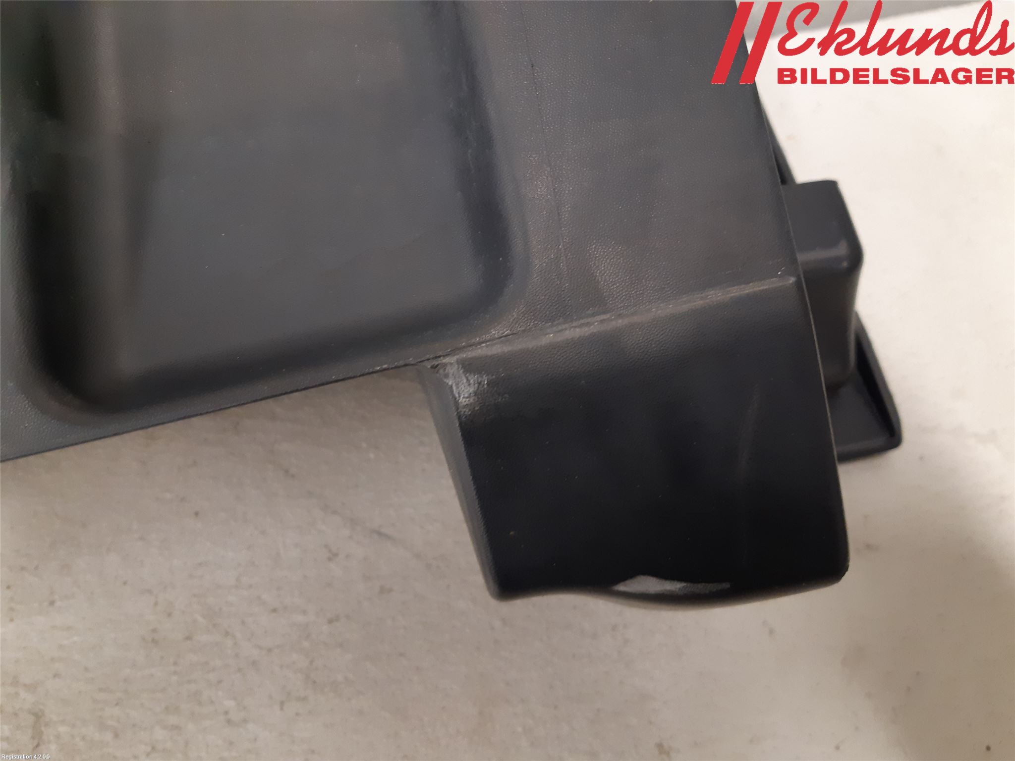 Opel VIVARO 15-19 Bakljussarg