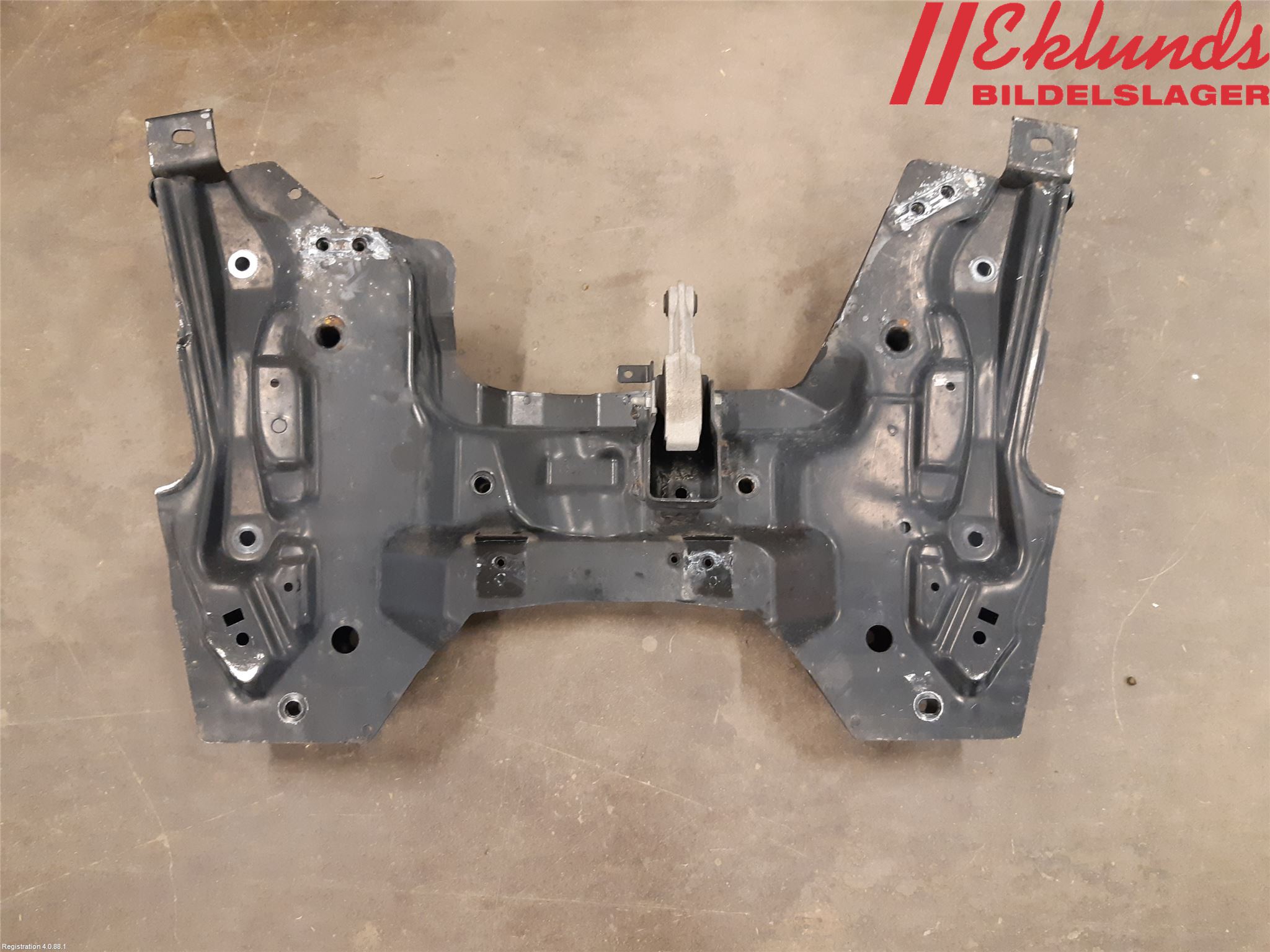 Citroen COTROEN C3 17-24 Framvagnsbalk