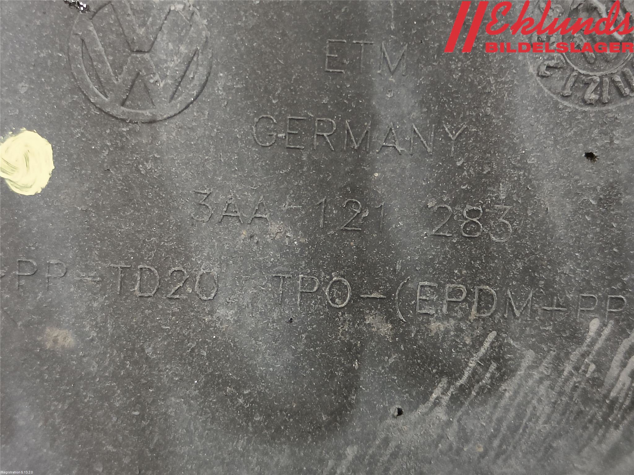 Volkswagen VW PASSAT 11-14 Deflektor Plåt-Plast Kylning
