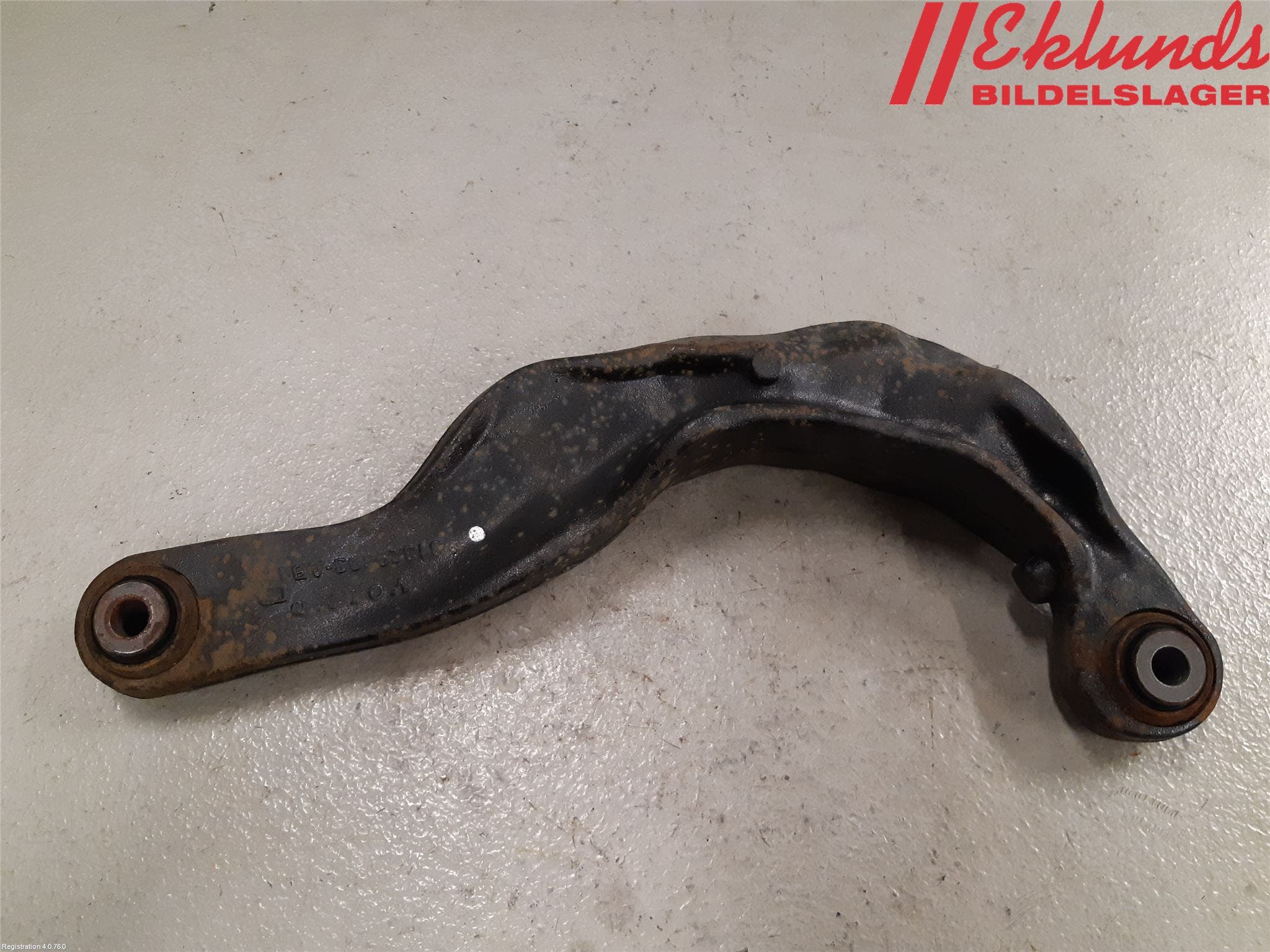 Volvo V60 11-13 Bärarm Bak Övre Höger