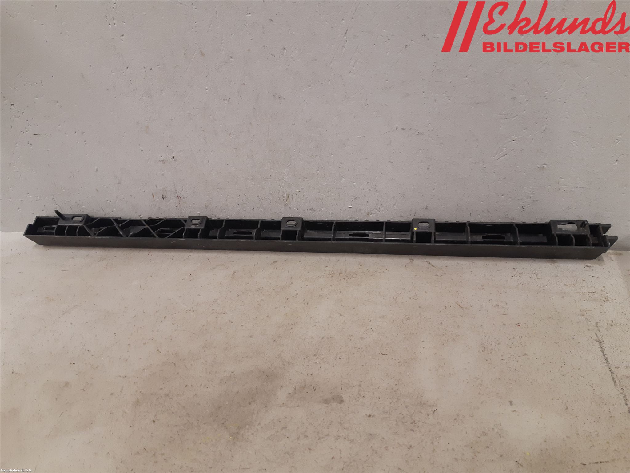 Volvo XC90/RECHARGE 16- Sidokjol Vä