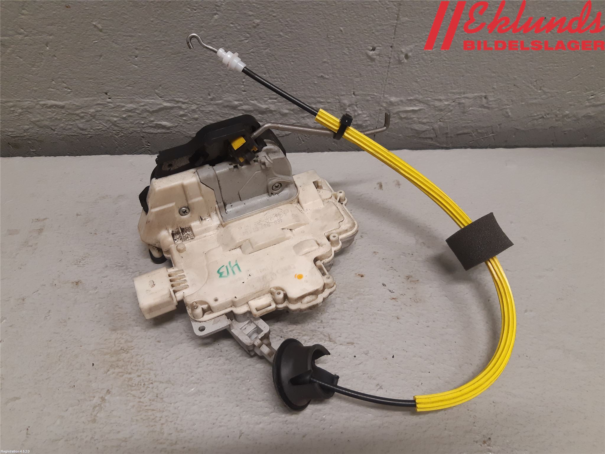 Audi A6/S6     05-11 Låskista-Dörrlås