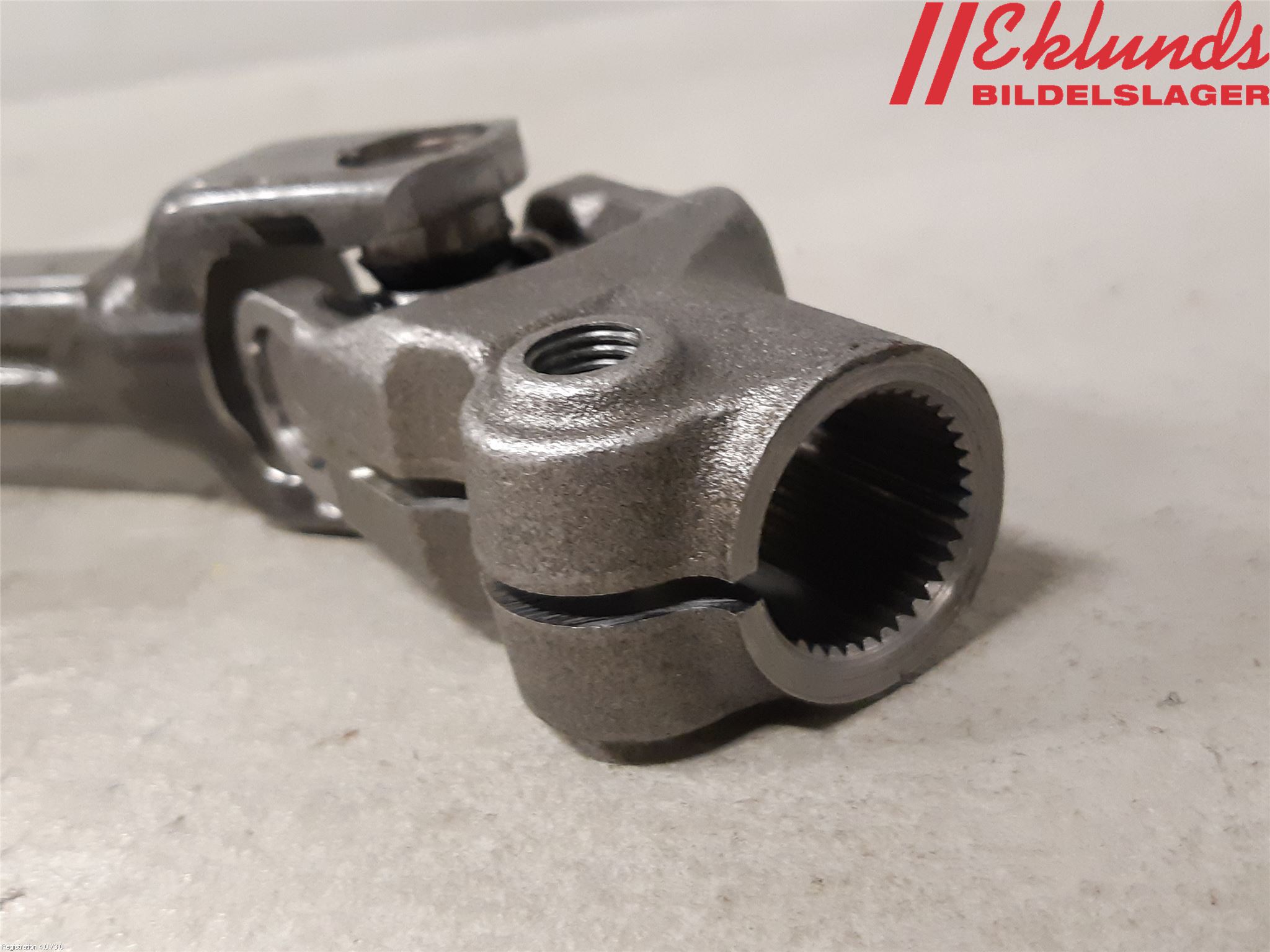 Toyota COROLLA 19- Rattaxelknut