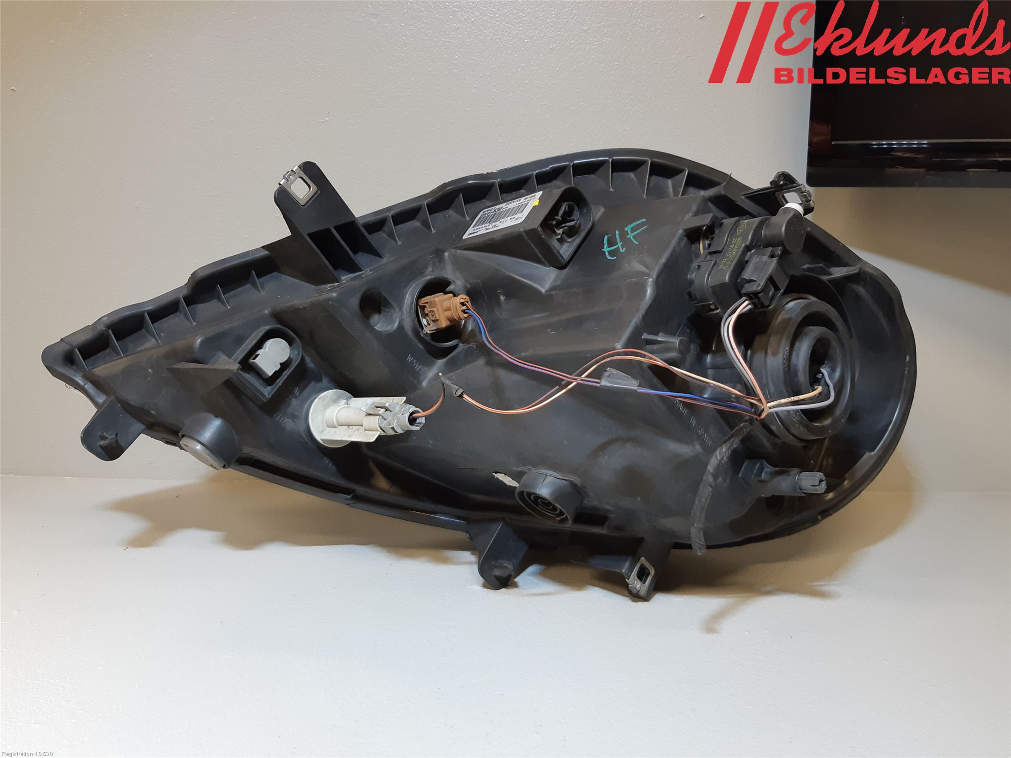 Nissan PRIMASTAR Strålkastare Höger