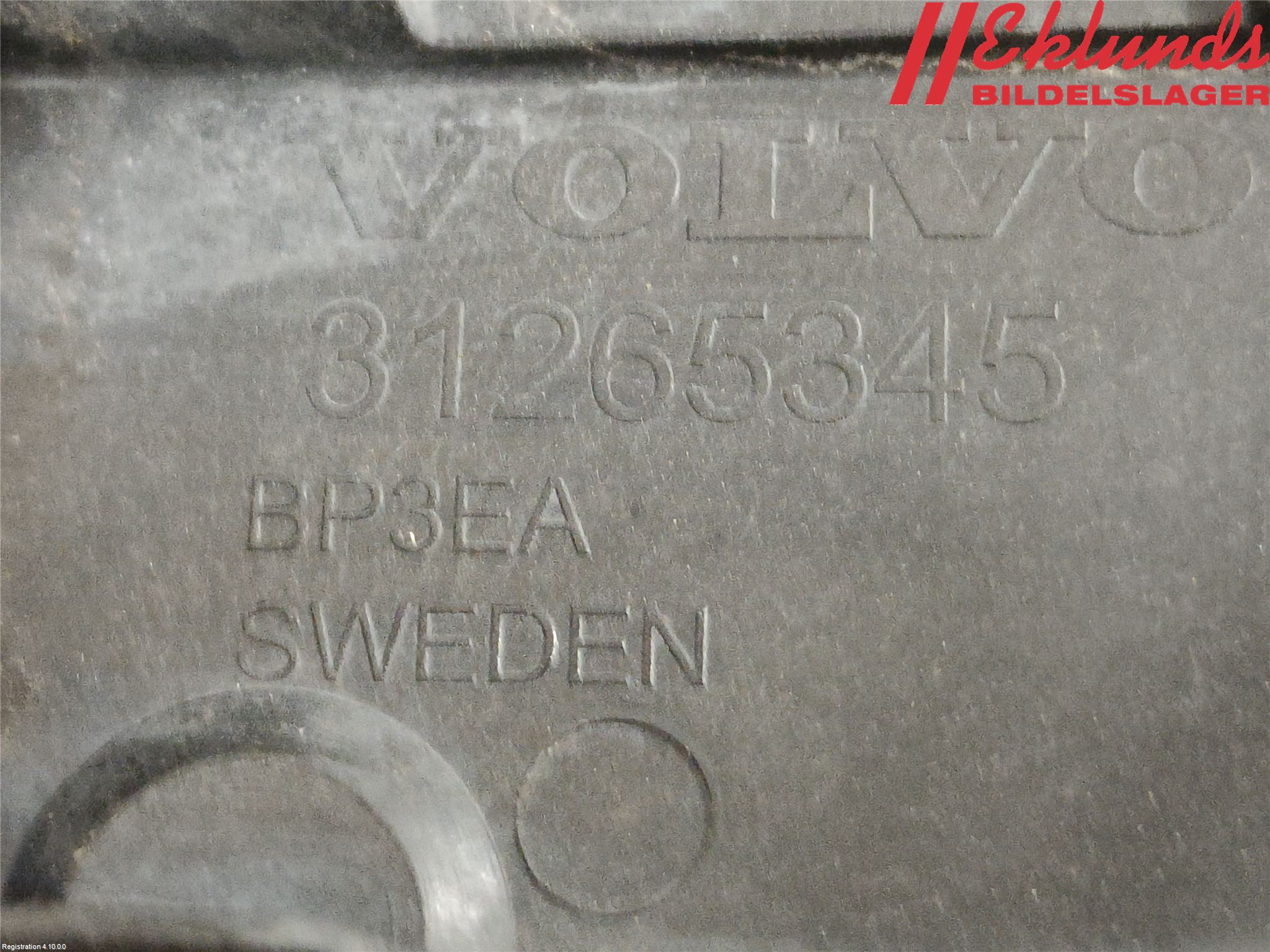 Volvo V70 08-13 Stötfångarfäste Fram Hö