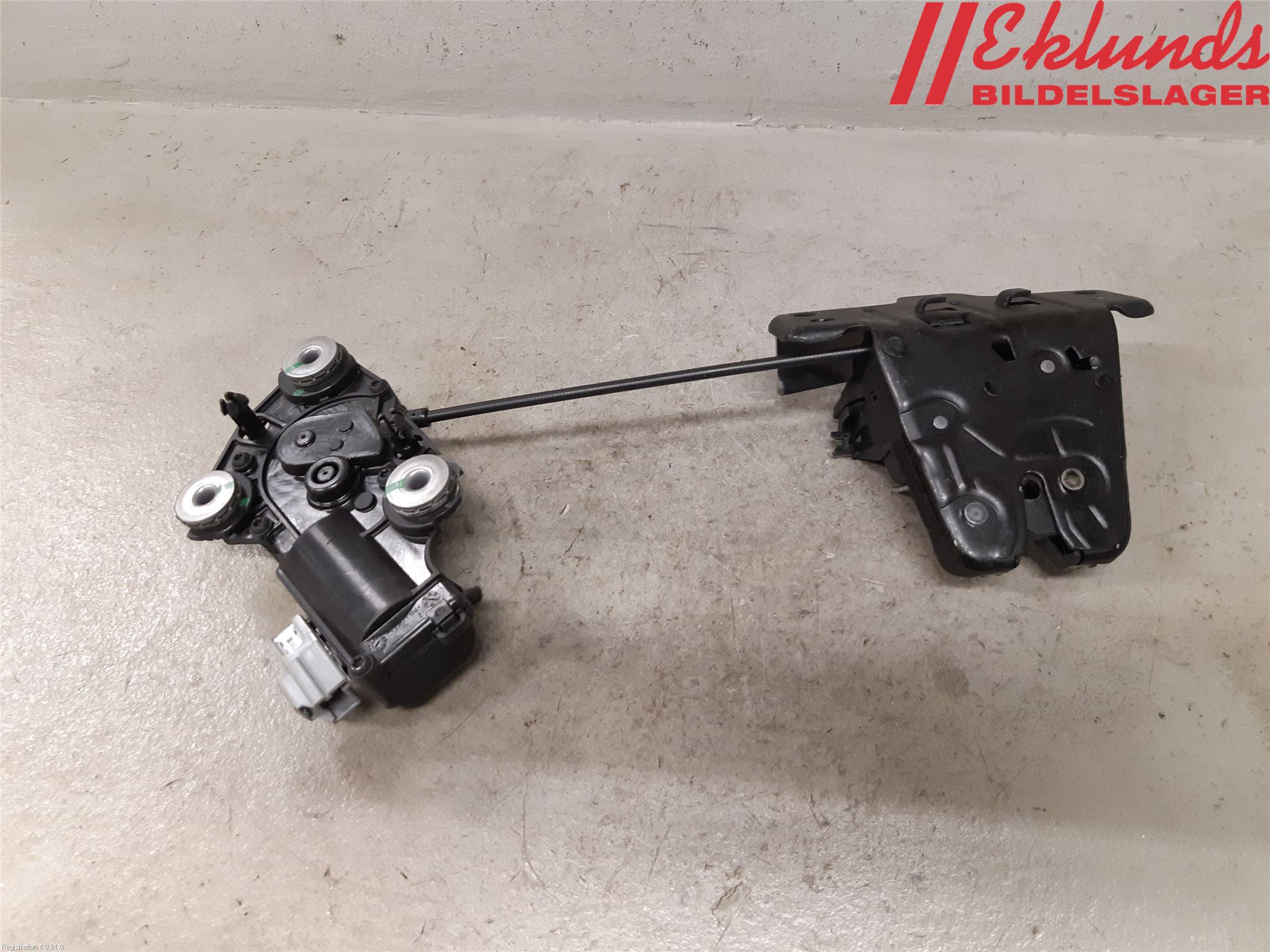 Volvo XC60 18- Låskista Baklucka