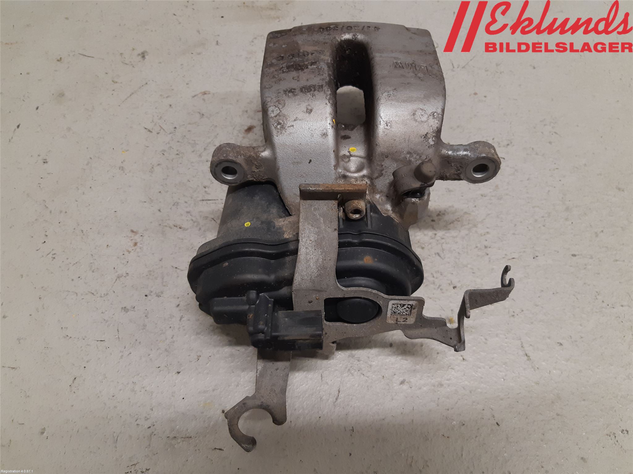 BMW 5 G30/G31/F90 17-23 Bromsok Bak Höger