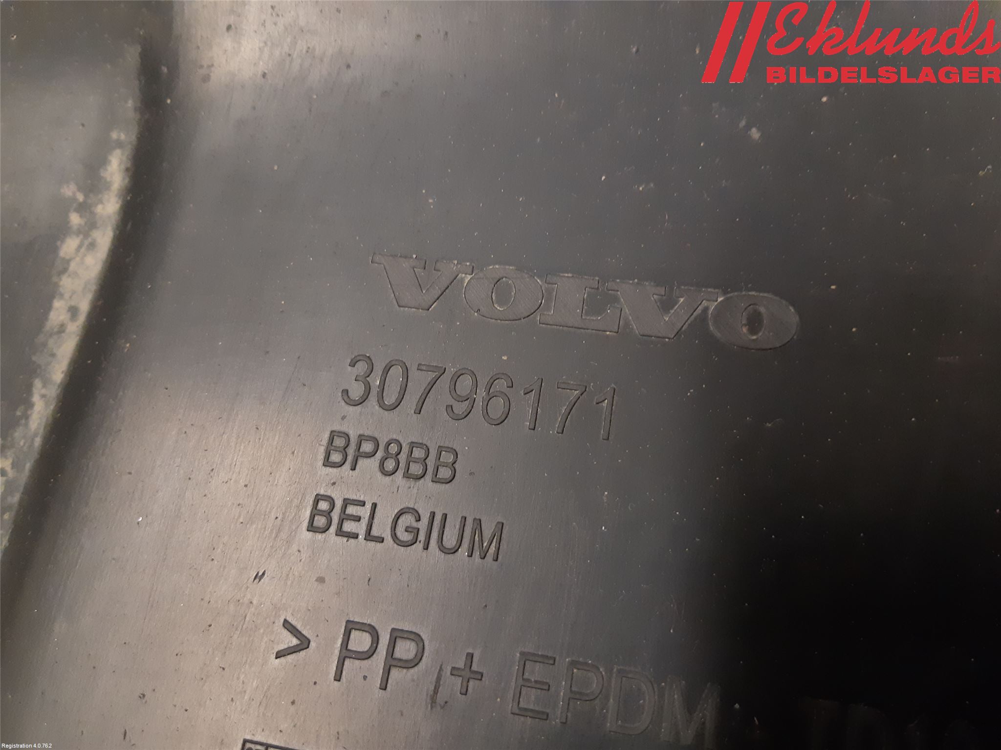 Volvo XC60 09-13 Spoiler Bak