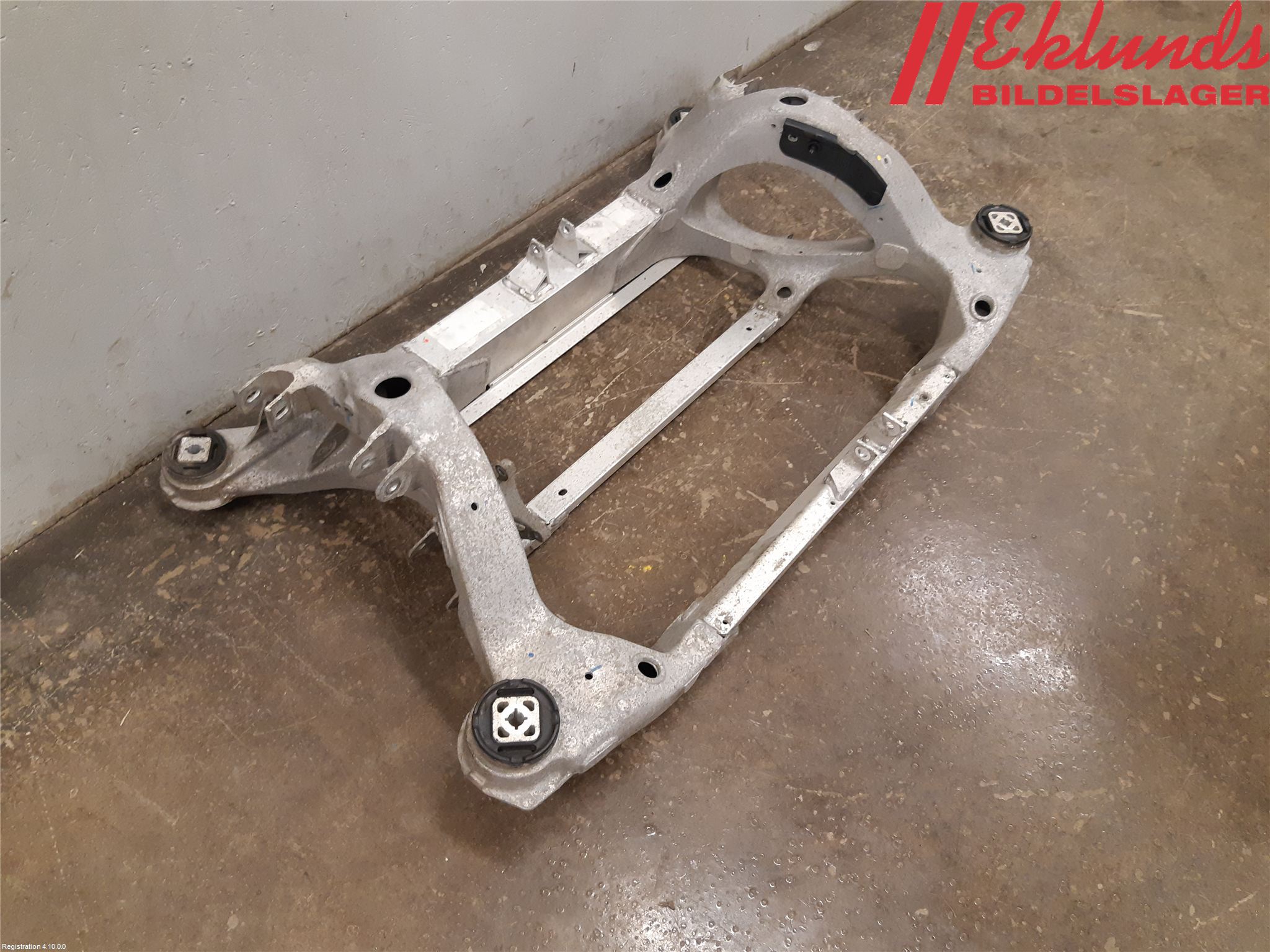 Tesla MODEL S 13- Bakaxelbalk