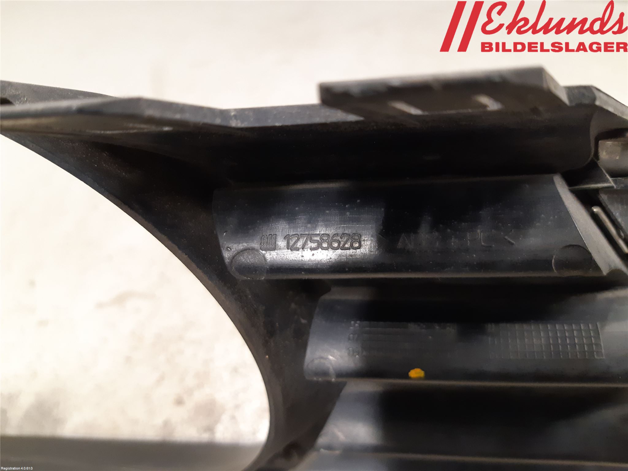 Saab 9-5     06-10 Grilldel Vänster