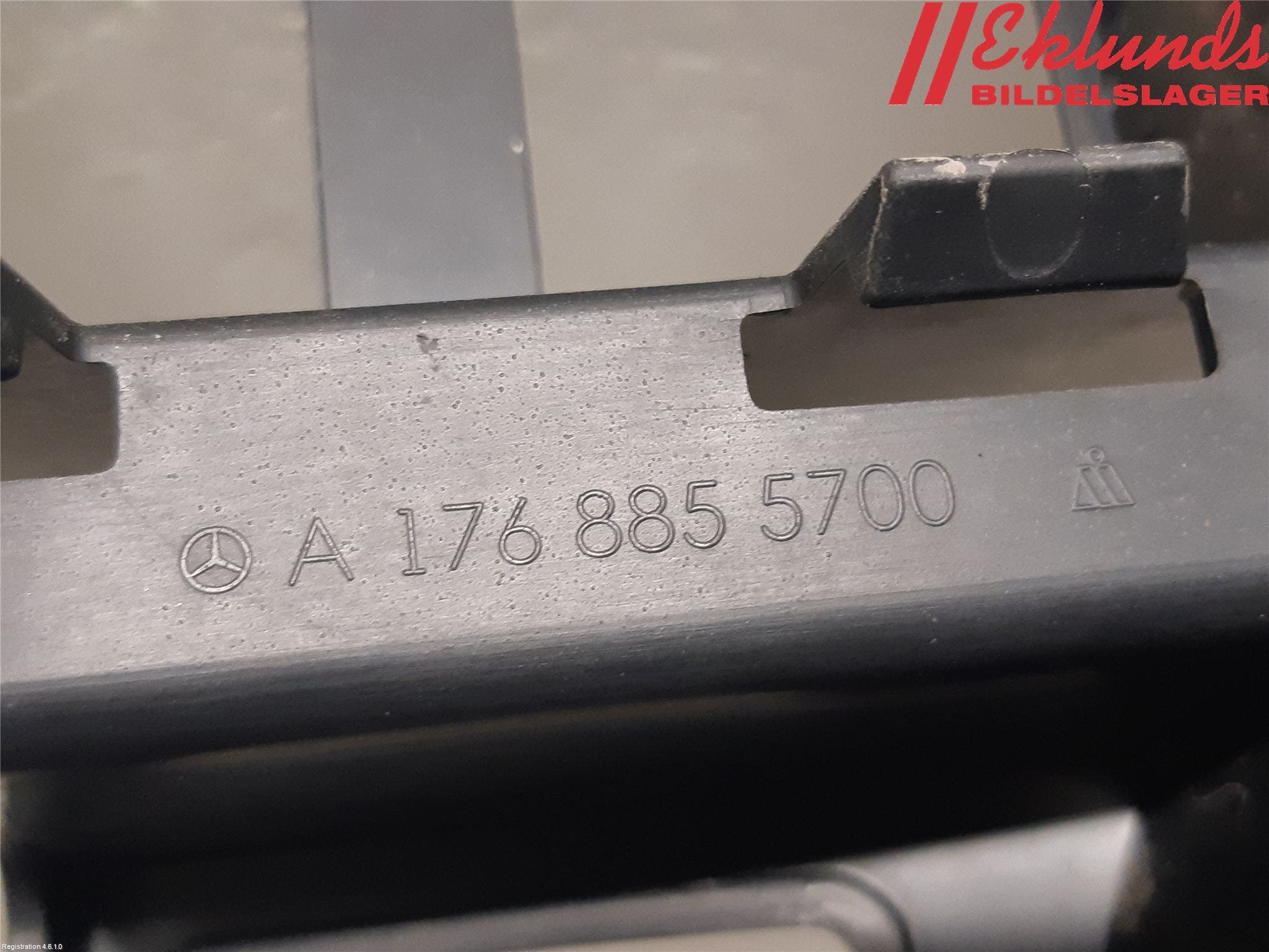 Mercedes-Benz MB A-KLASS (W176) 13-18 Stötfångarfäste Bak Vä