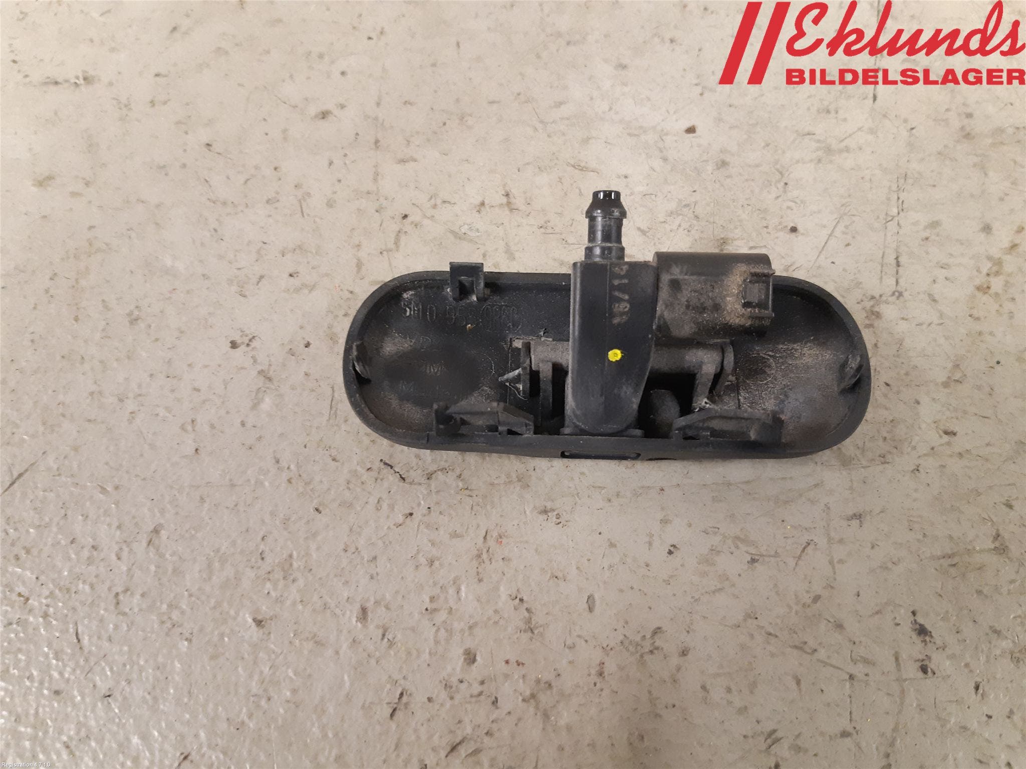 Volkswagen VW GOLF / E-GOLF VII 13-20 Spolarmunstycke Rutor