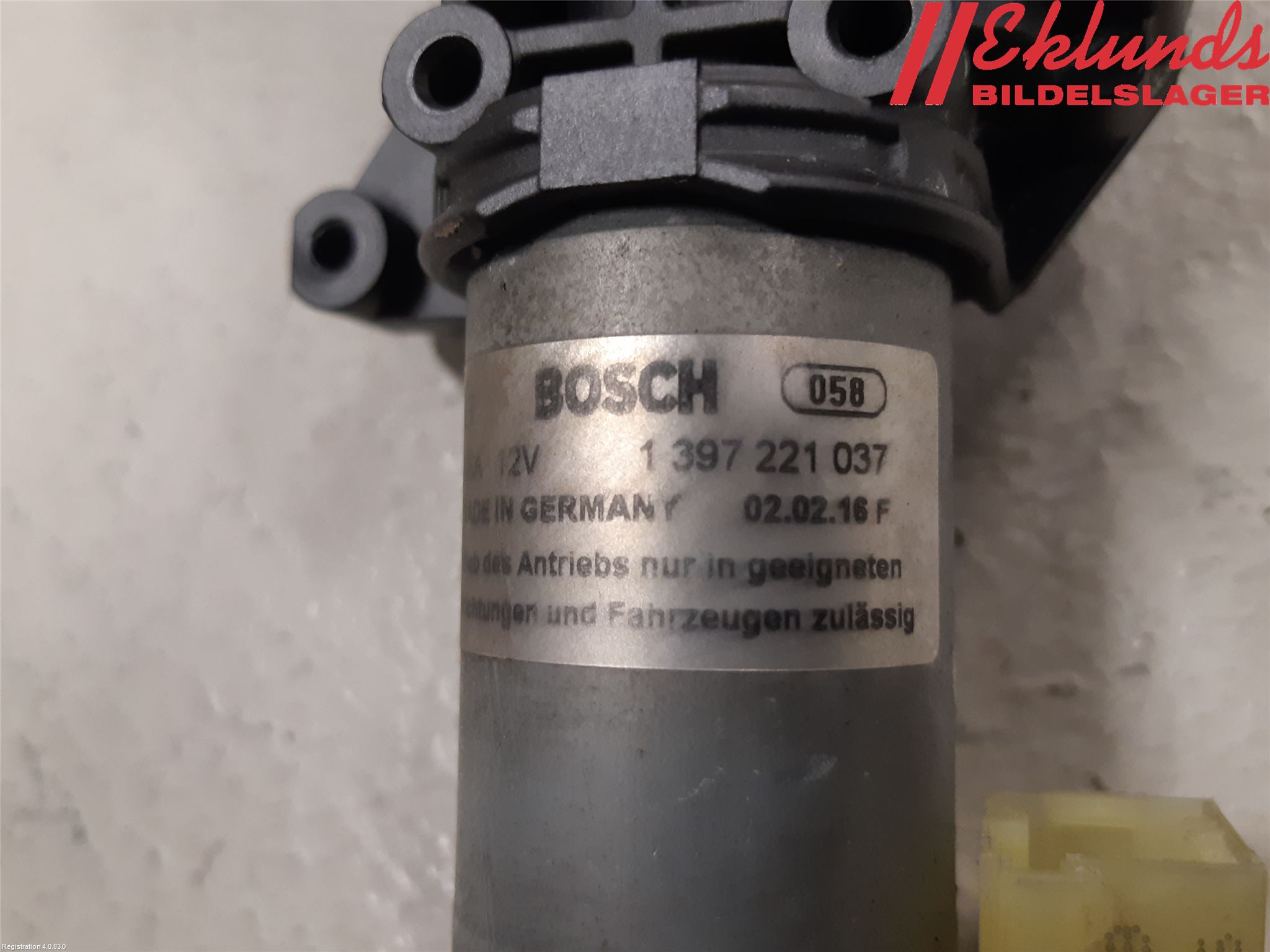Audi A6/S6 4G 11-18 Bakluckeöppnare Automatisk