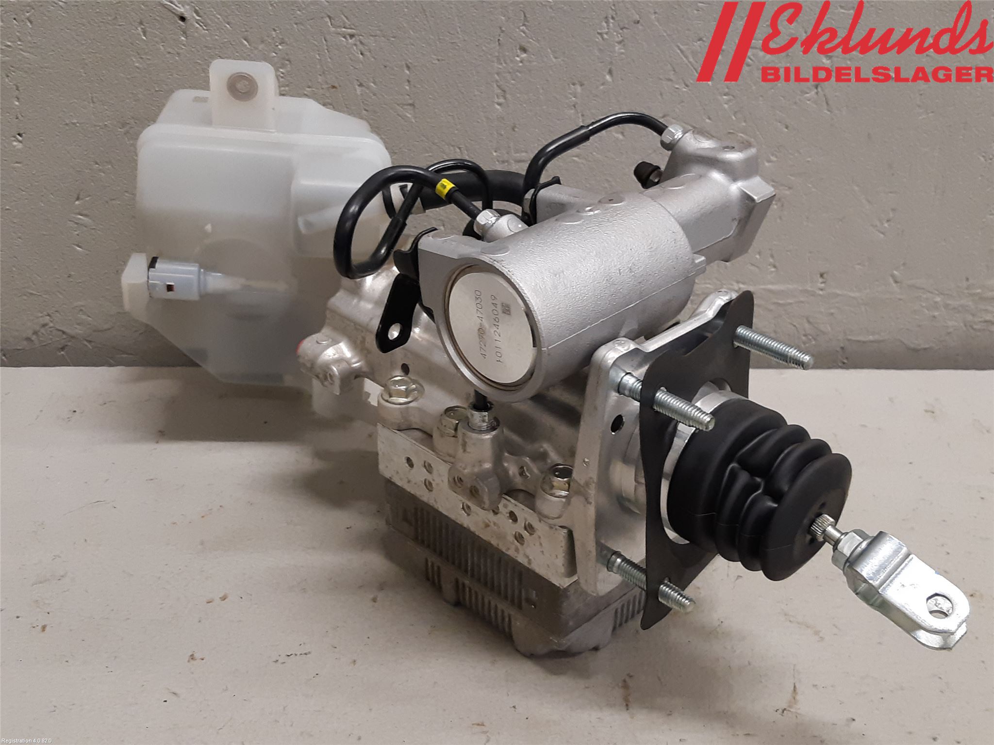 Toyota RAV4 19- Bromsservo