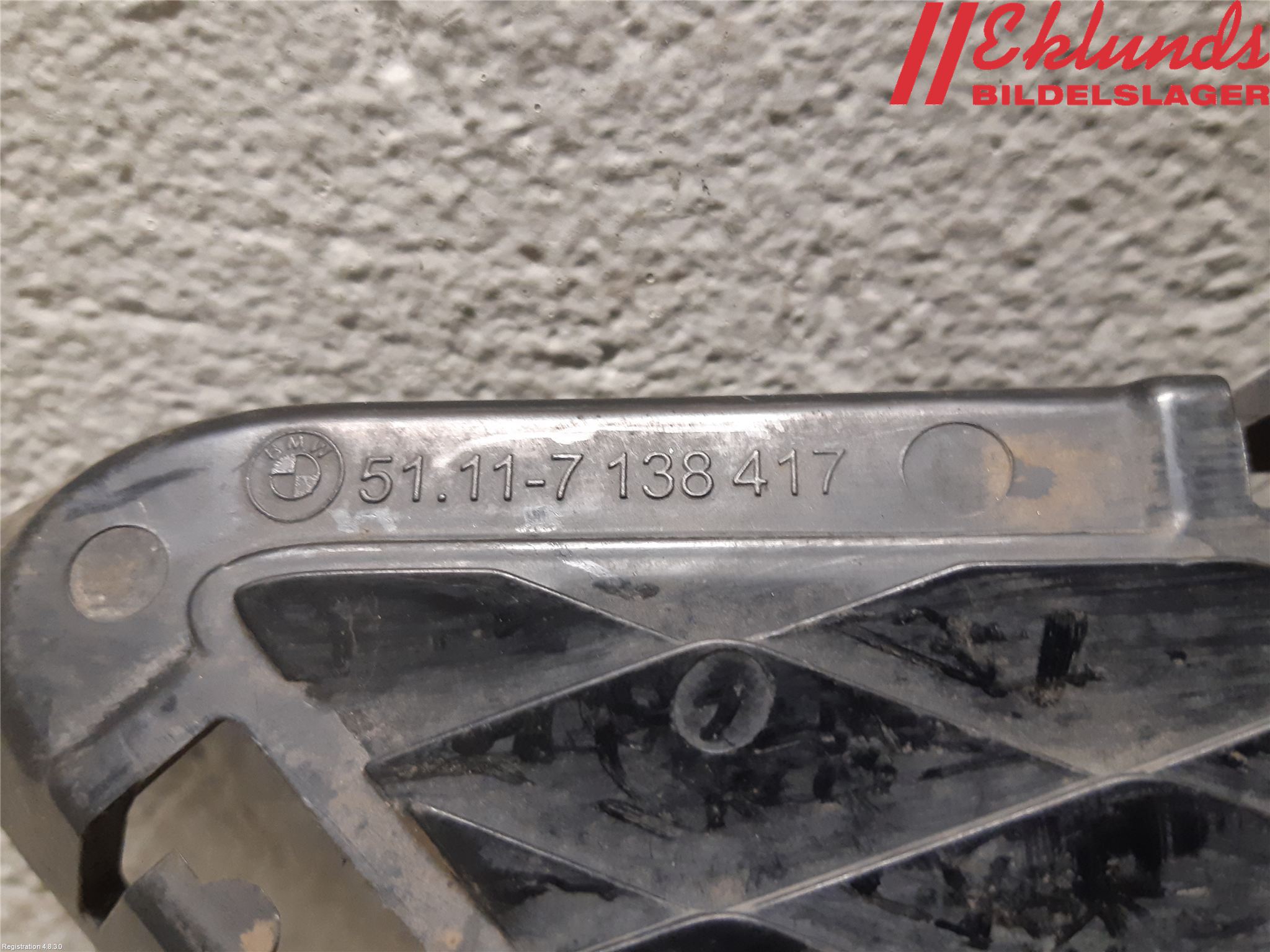 BMW 3 E90/91 SED/TOU 05-12 Stöt Utfyllnad-List-Grill