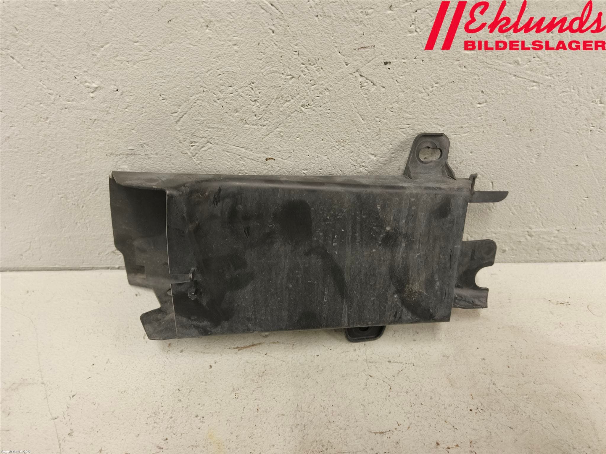 BMW 5 F10/F11/F18 09-17 Förg-Bälg-Rör Mot Luftr