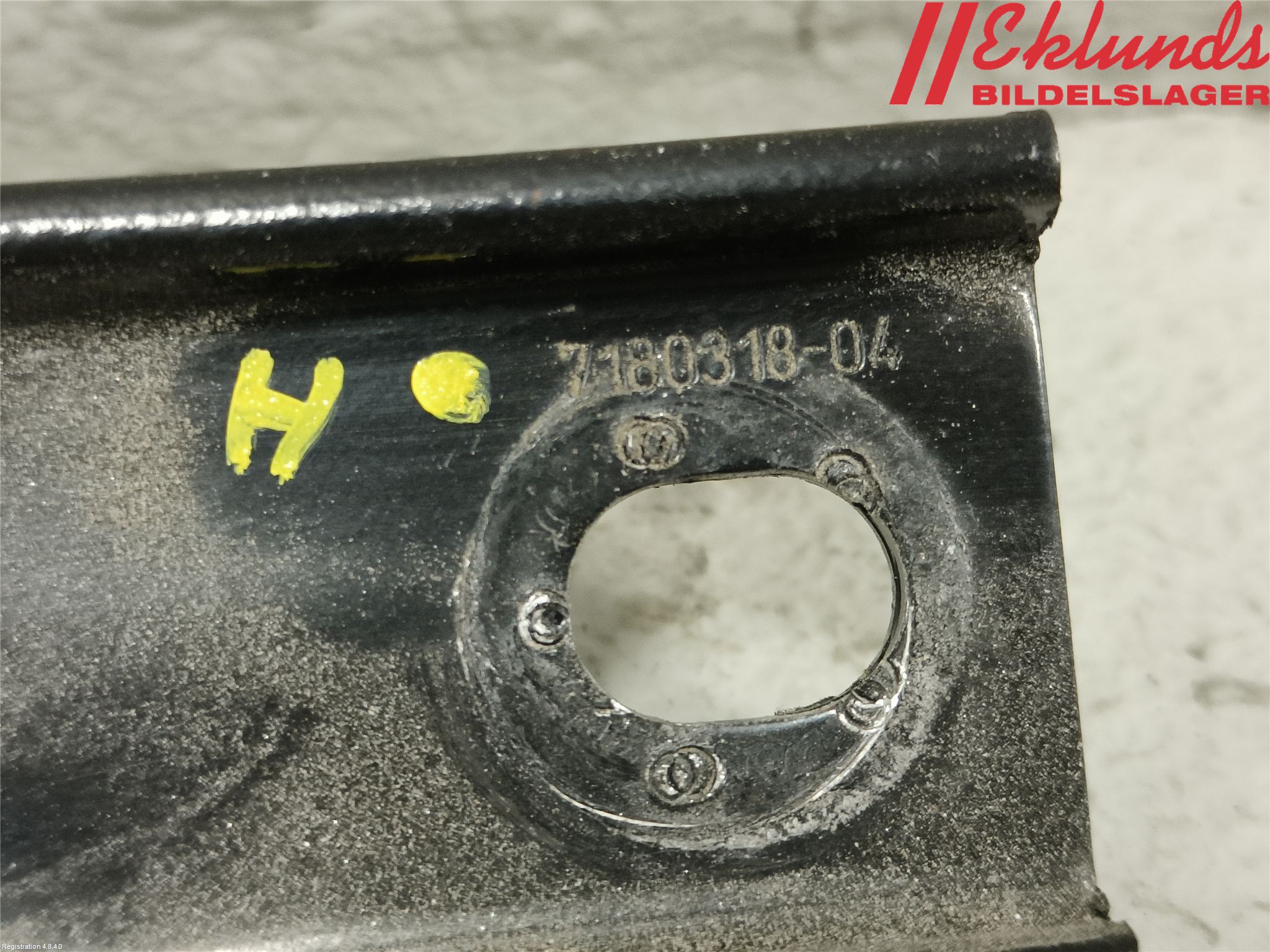 BMW 5 F10/F11/F18 09-17 Momentstag Fram