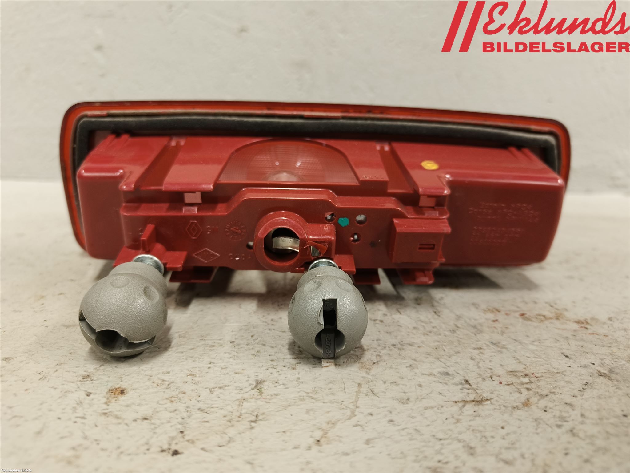 Renault TRAFIC/E-TECH 15- Bromsljus Bakruta