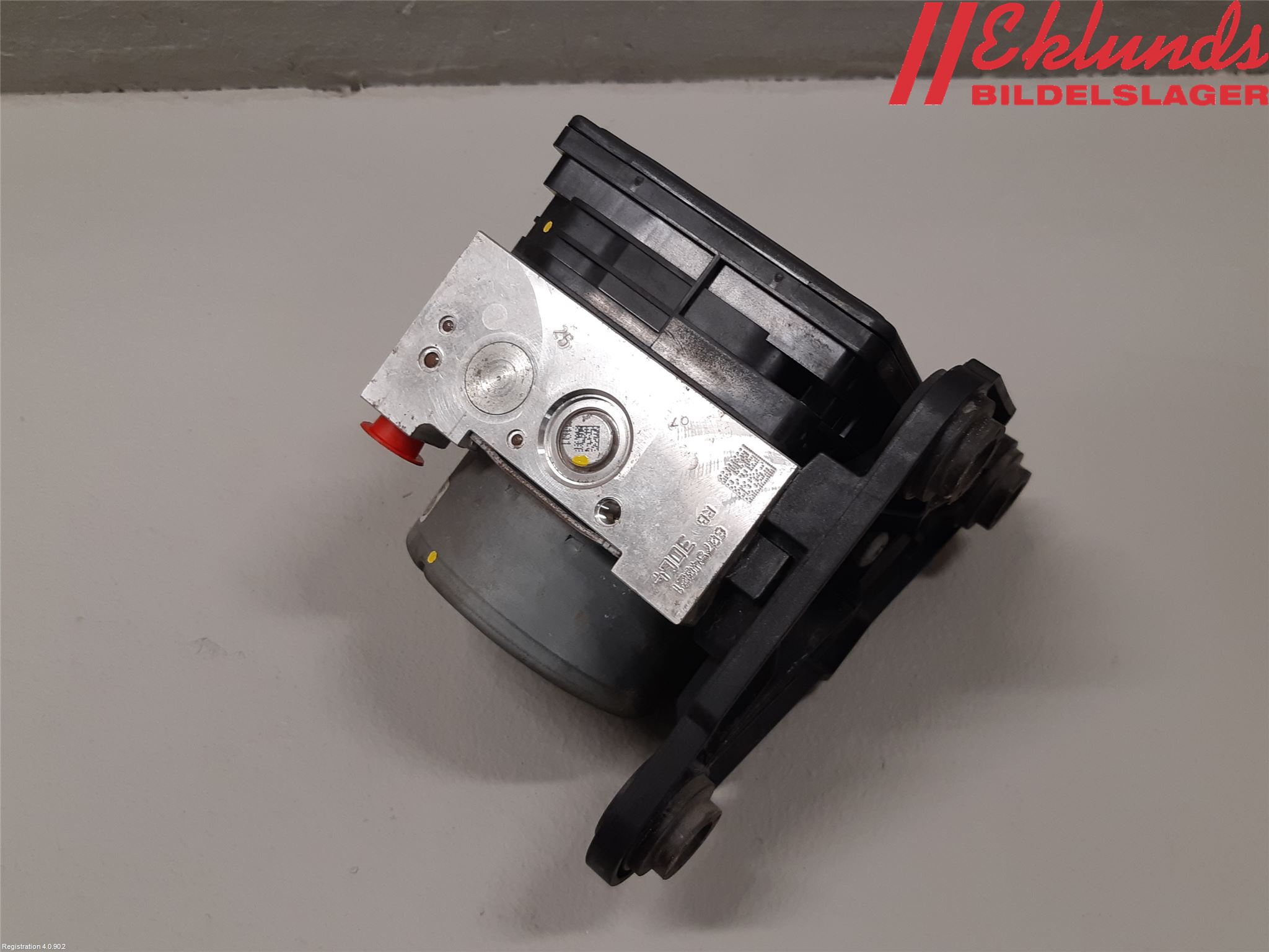 Volkswagen VW PASSAT 15-19 Abs Hydraulaggregat