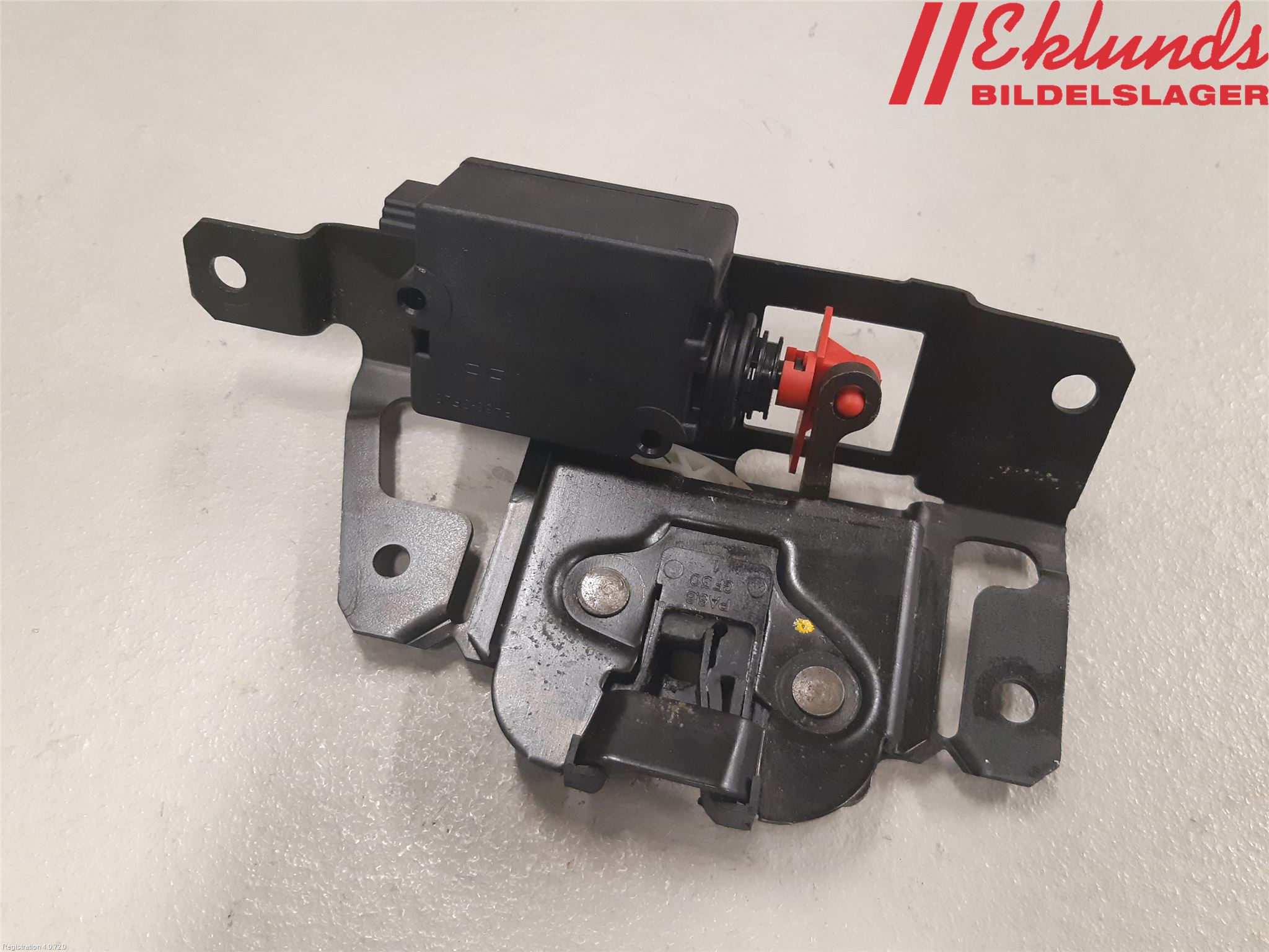 BMW 3 E46      98-05 Låskista Baklucka