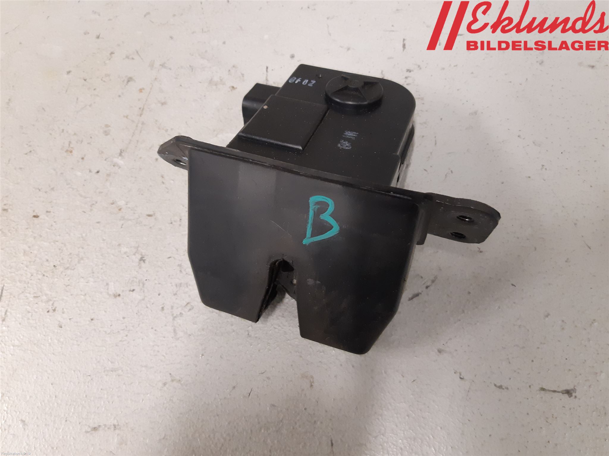 Hyundai i40 08-15 Låskista Baklucka