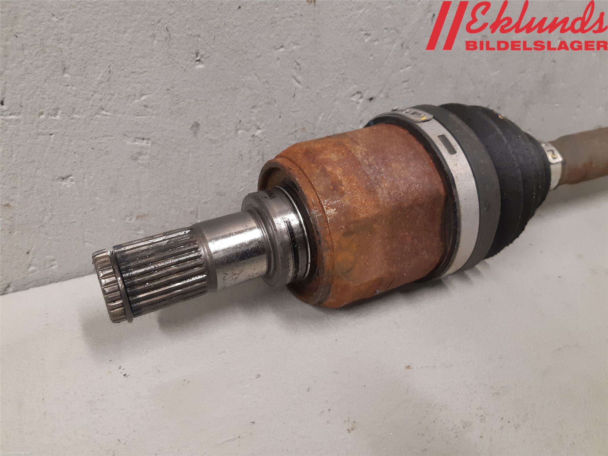 Kia CEED/CEED SW 19- Drivaxel Fram Höger