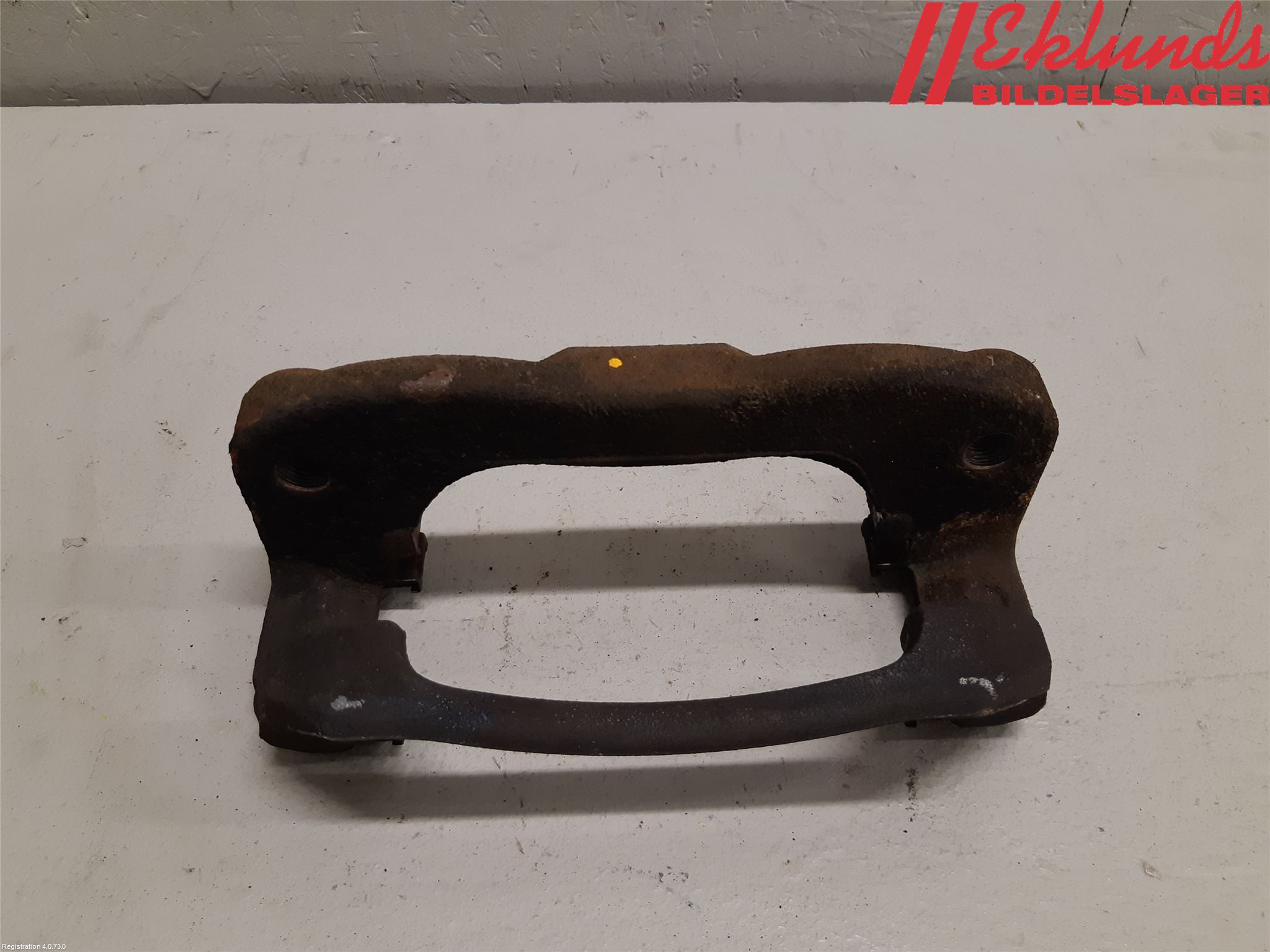 Volkswagen VW AMAROK 2H 10-22 Bromsokshållare