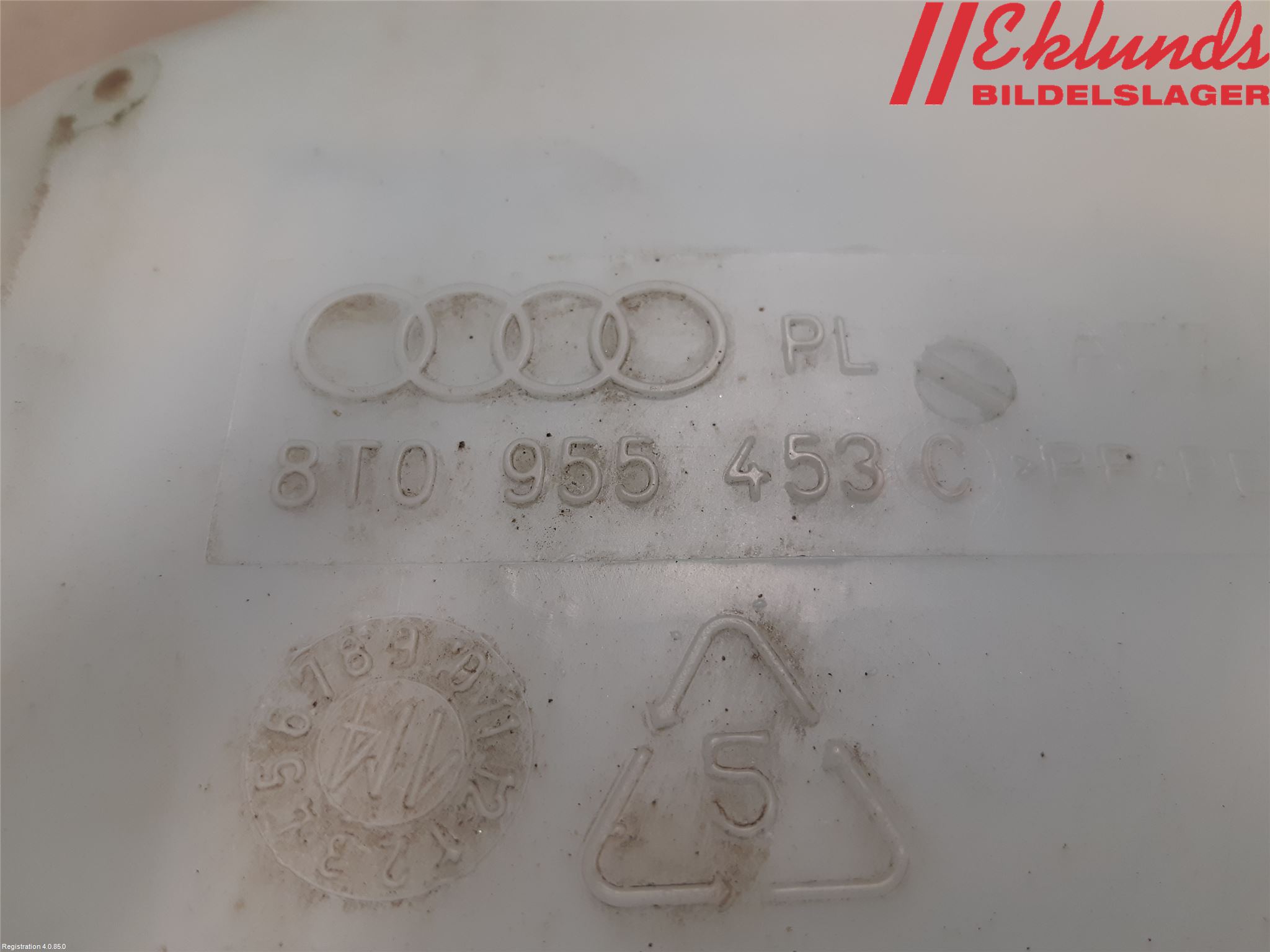 Audi A4 12-15 Spolartank Vindruta-Strål