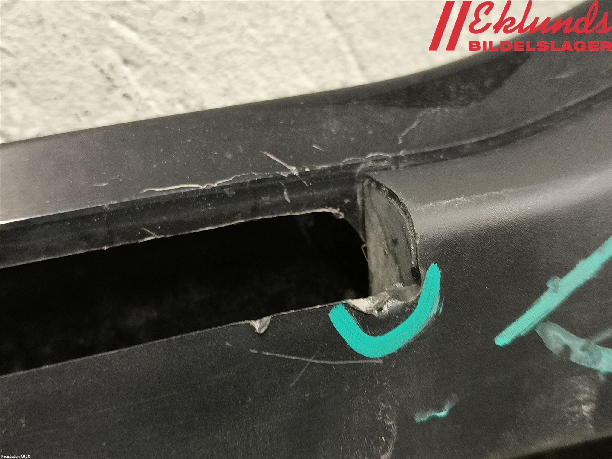 Volvo V40 CROSS COUNTRY 13-19 Spoiler Baklucka