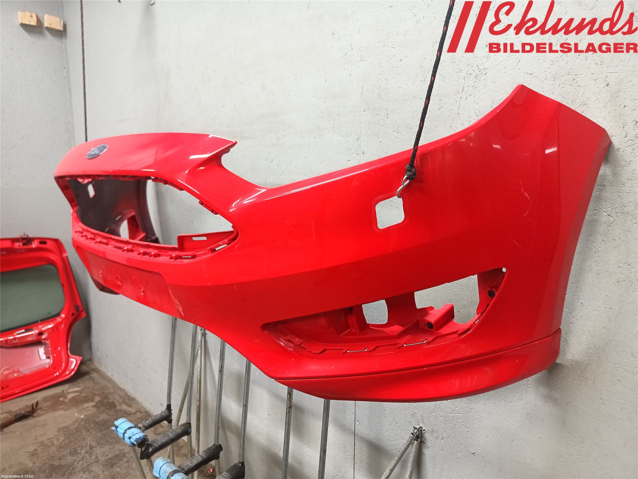 Ford FOCUS 15-18 Stötfångarbeklädnad Fram