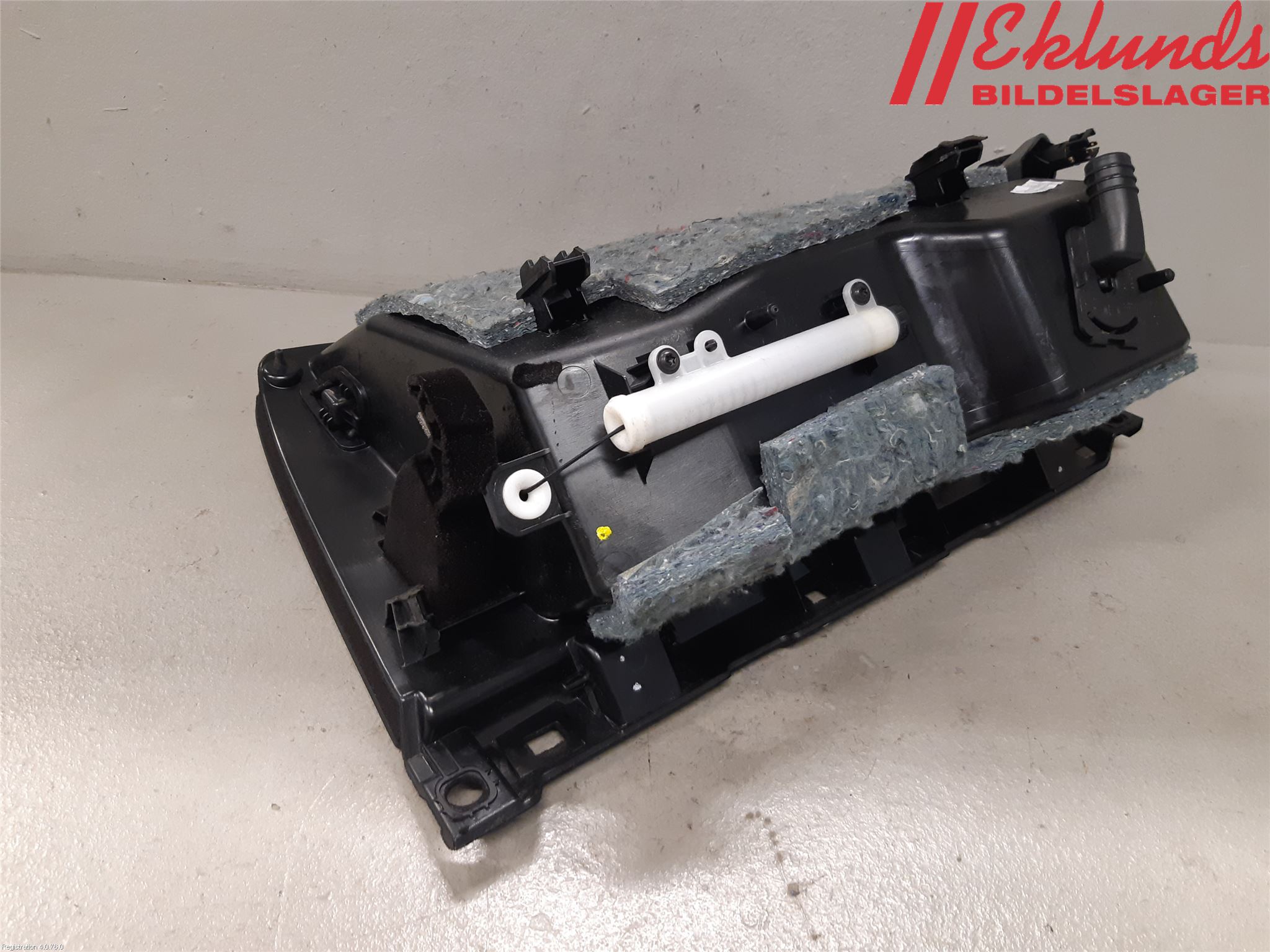 Alfa GIULIA Handskfack