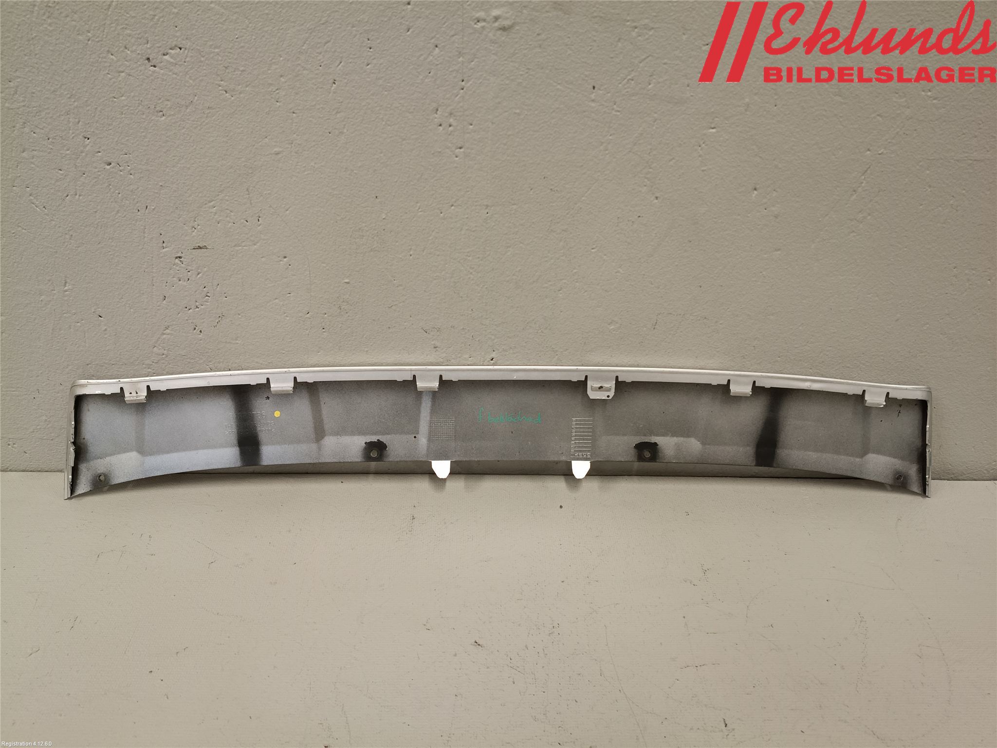 Volvo V40 12-19 Spoiler Fram