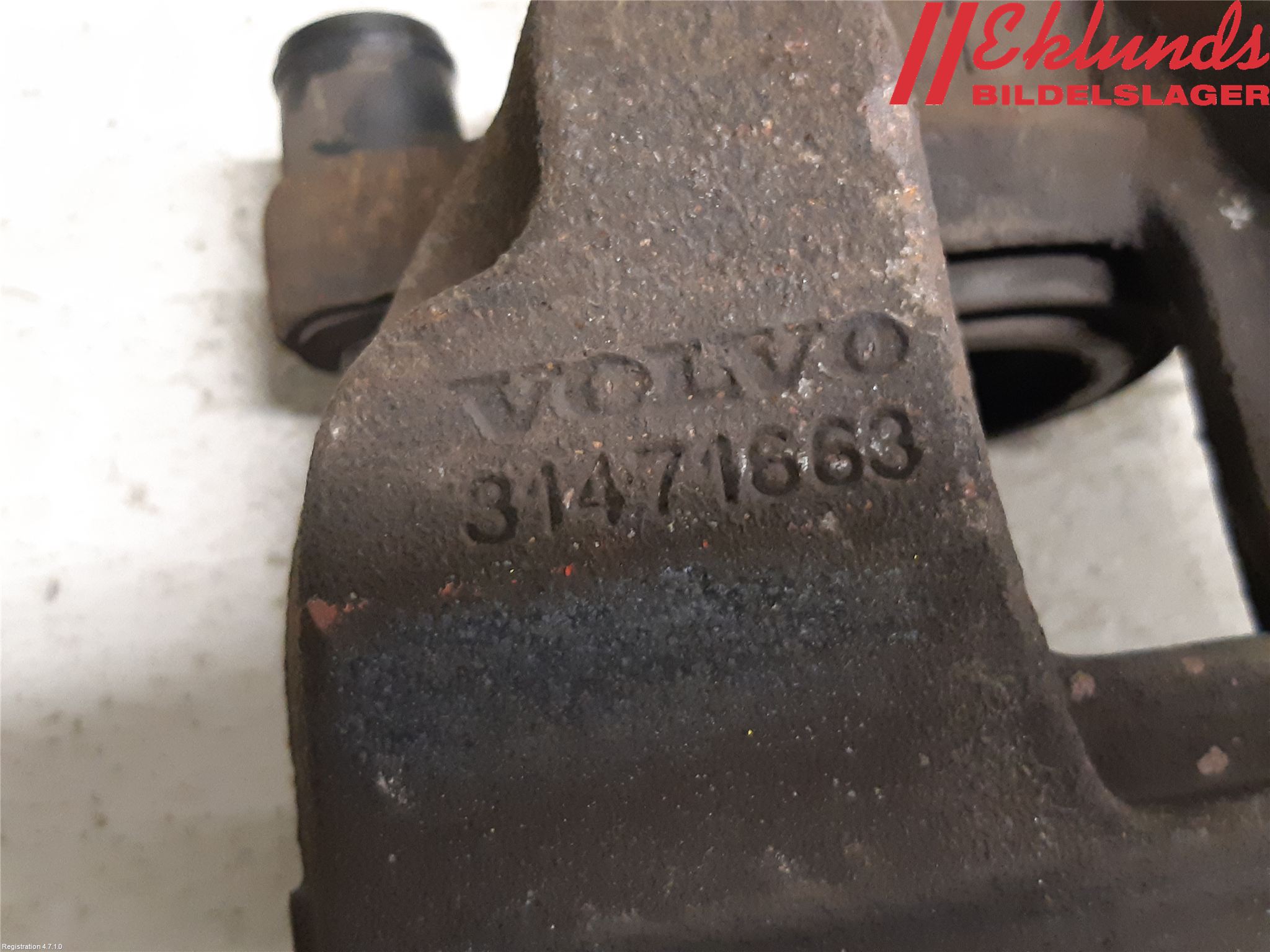 Volvo V90 CROSS COUNTRY 17->> Bromsok Fram Vänster
