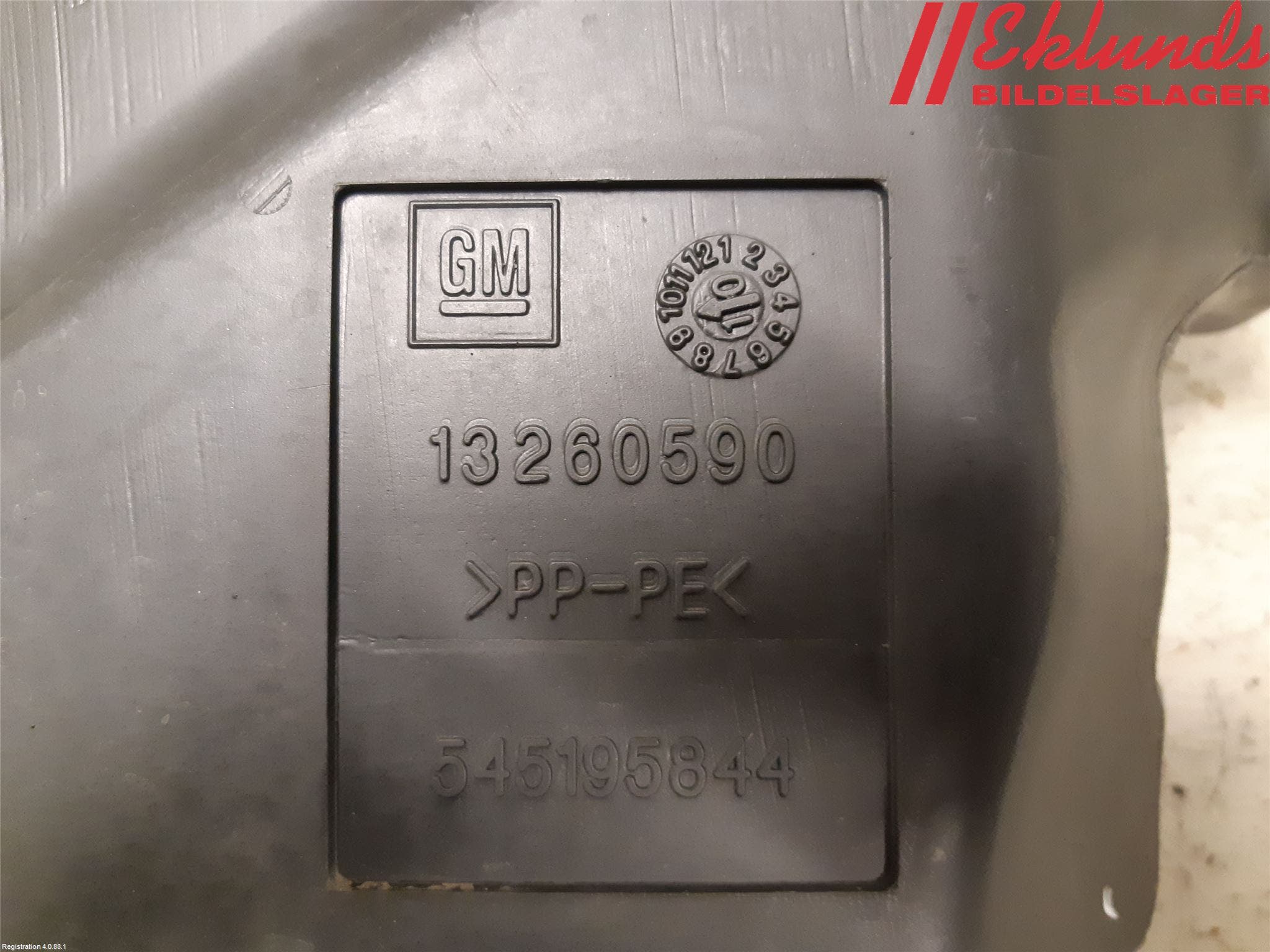 GM CHEVROLET ORLANDO Spolartank Vindruta