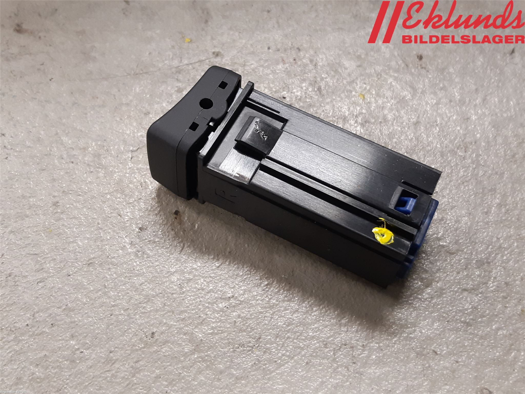 Toyota COROLLA 19- Strömställare Stolvärme